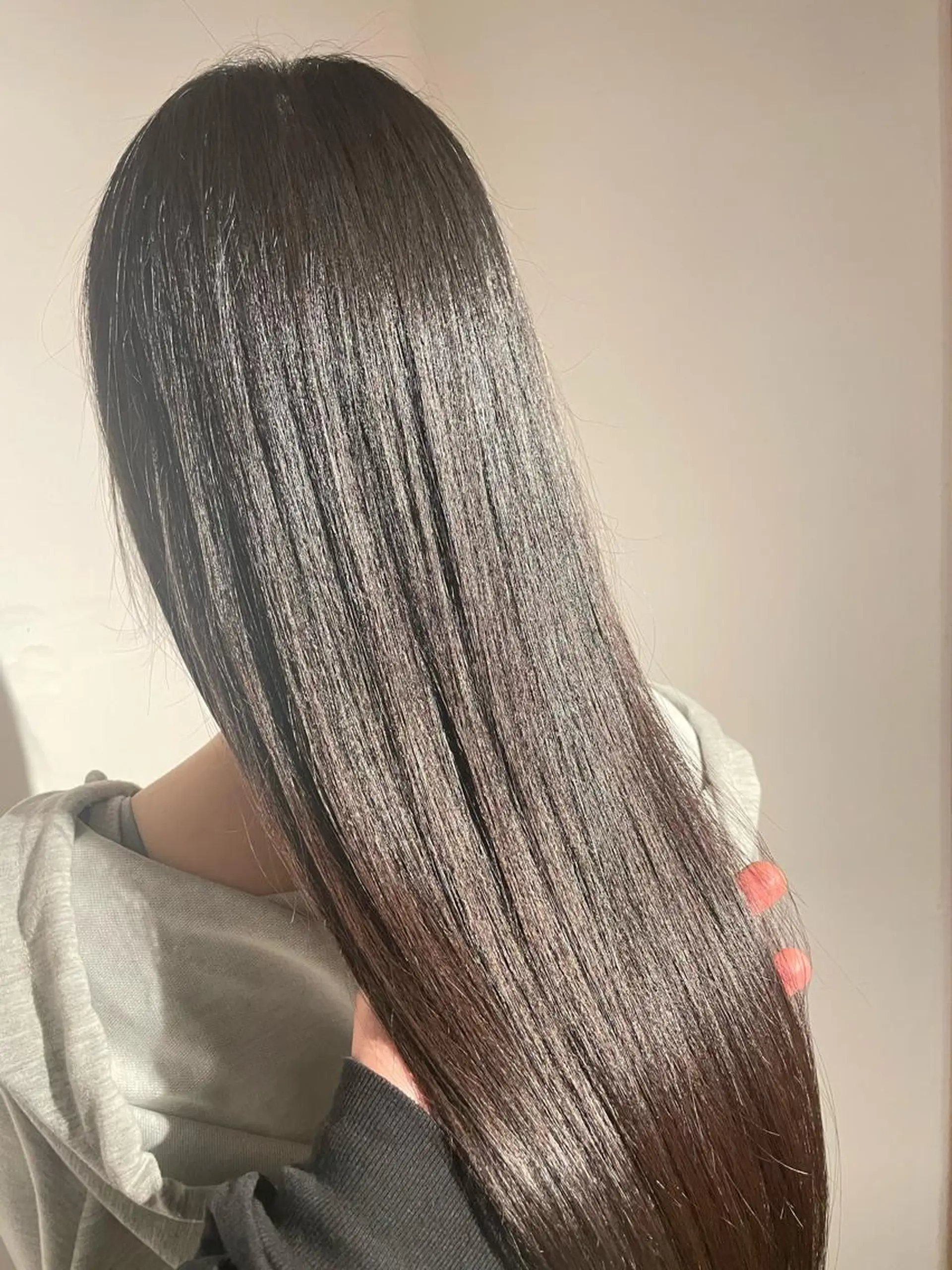 ロング カット 縮毛矯正 トリートメント 髪質改善特化美容師 YOUのヘアスタイル