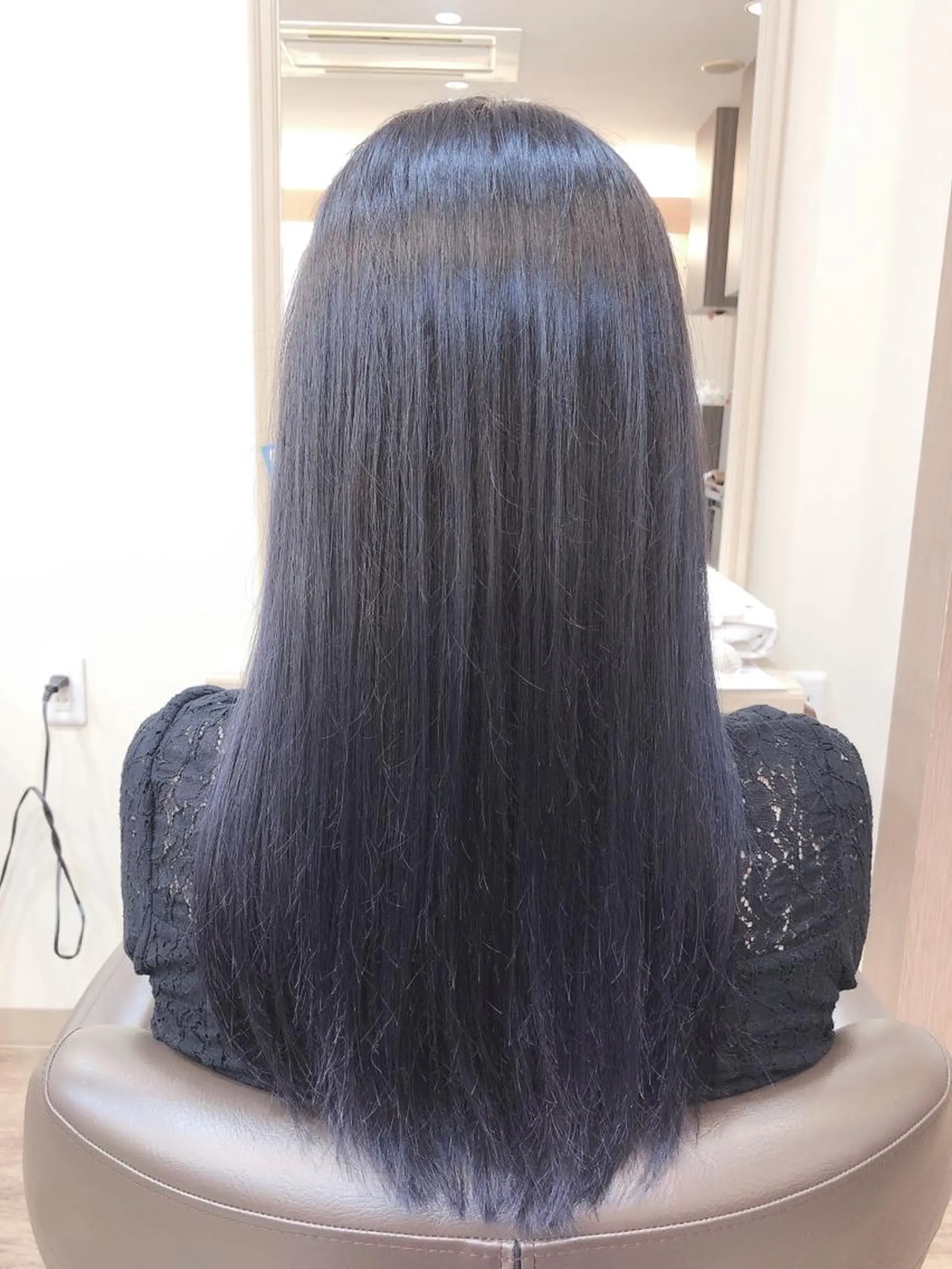 セミロング カラー ディープラベンダー ラベンダーカラー ラベンダーグレー カット ヘアカラー 尚平 髪質改善 大人のデザインカラーのその他イメージ