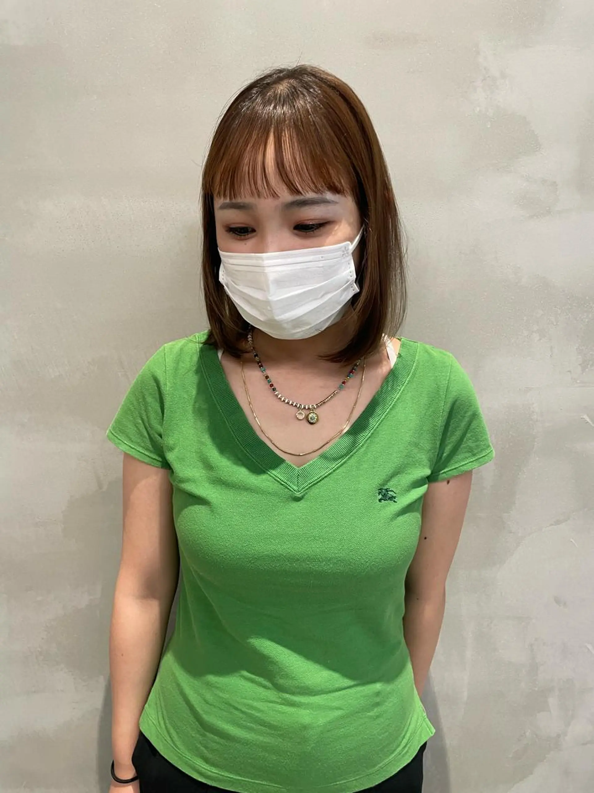 ミディアム wewe: momoeのヘアスタイル