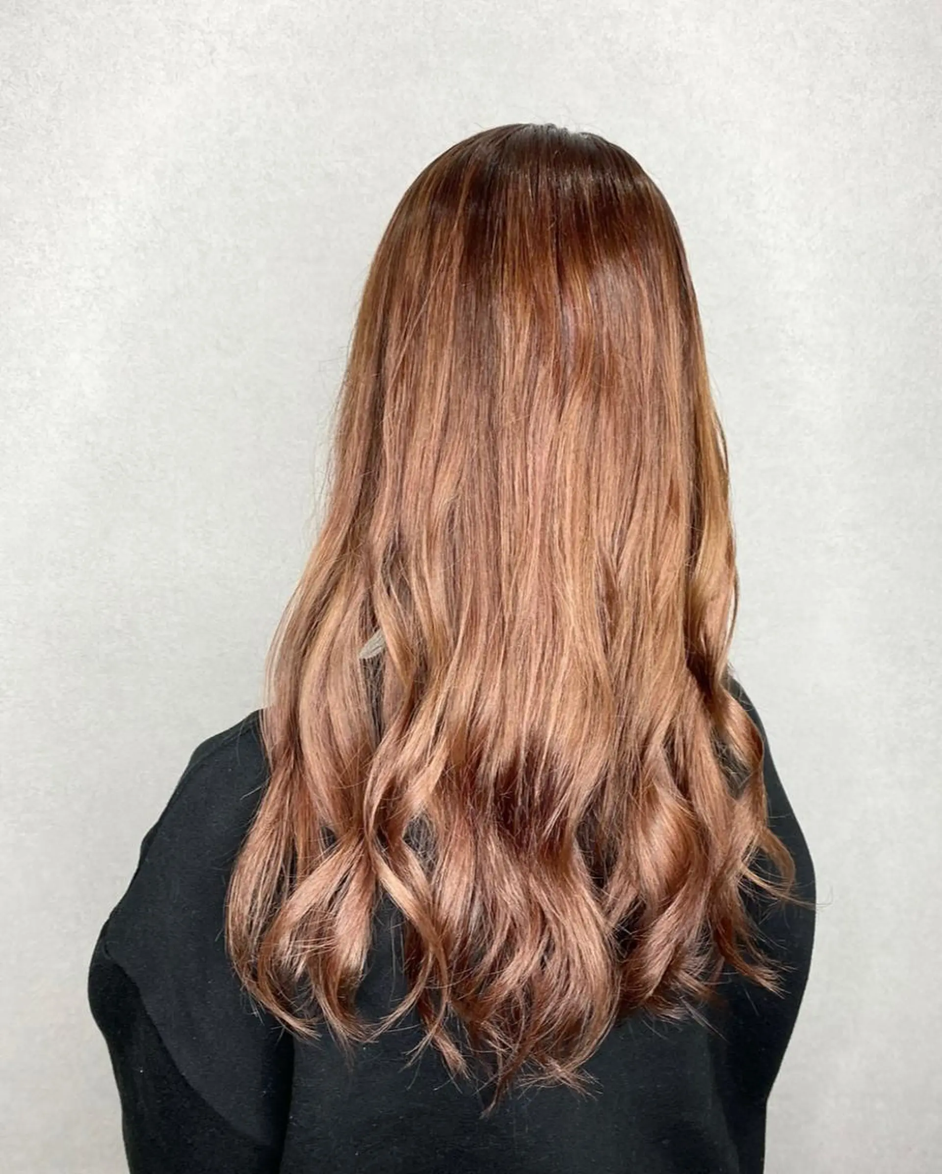 ロング カット ヘアカラー Designer EGGのヘアスタイル