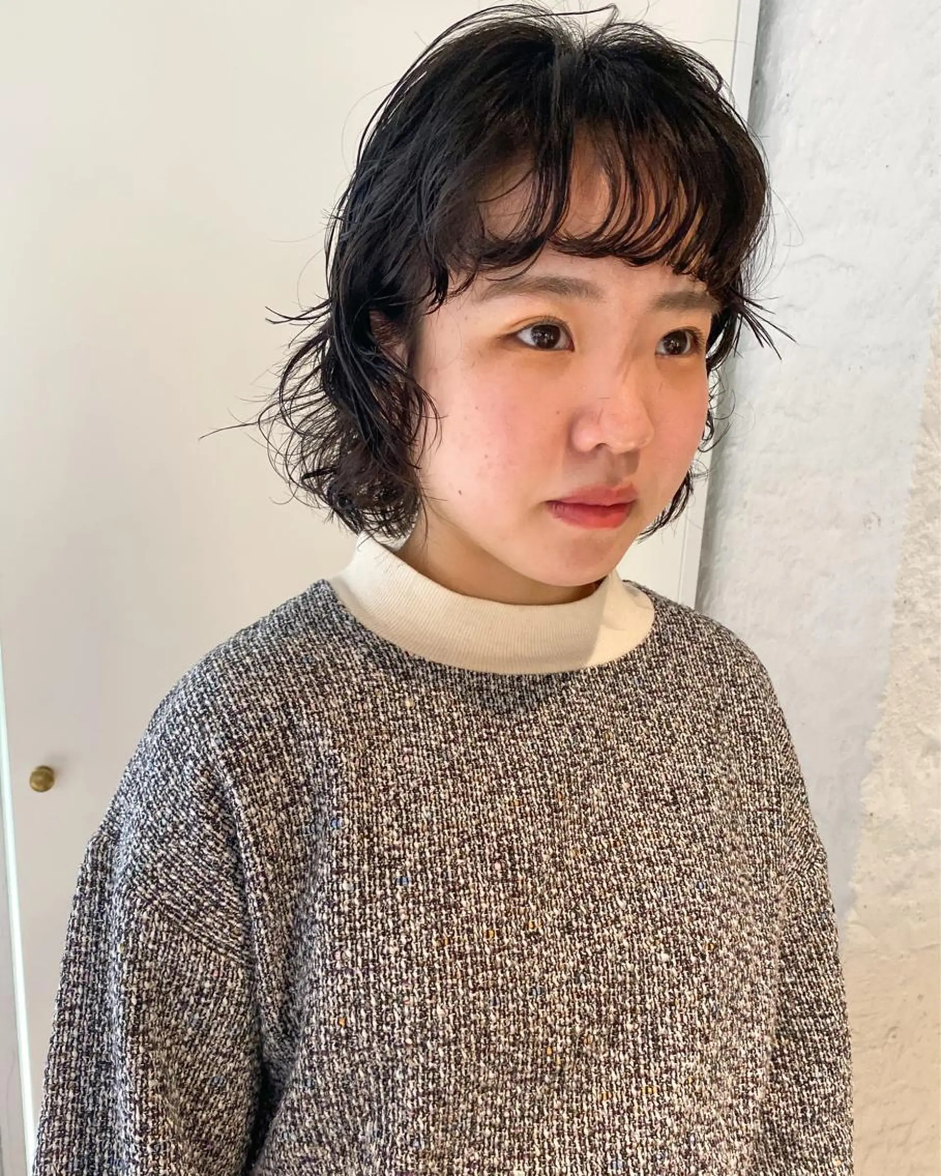 ミディアム カラー パーマ ヘアアレンジ メンズ キッズ ネイル マツエク・マツパ アイブロウ ミディアムパーマ メンズパーマ ボブ パーマスタイル🔅 sayacaのヘアスタイル