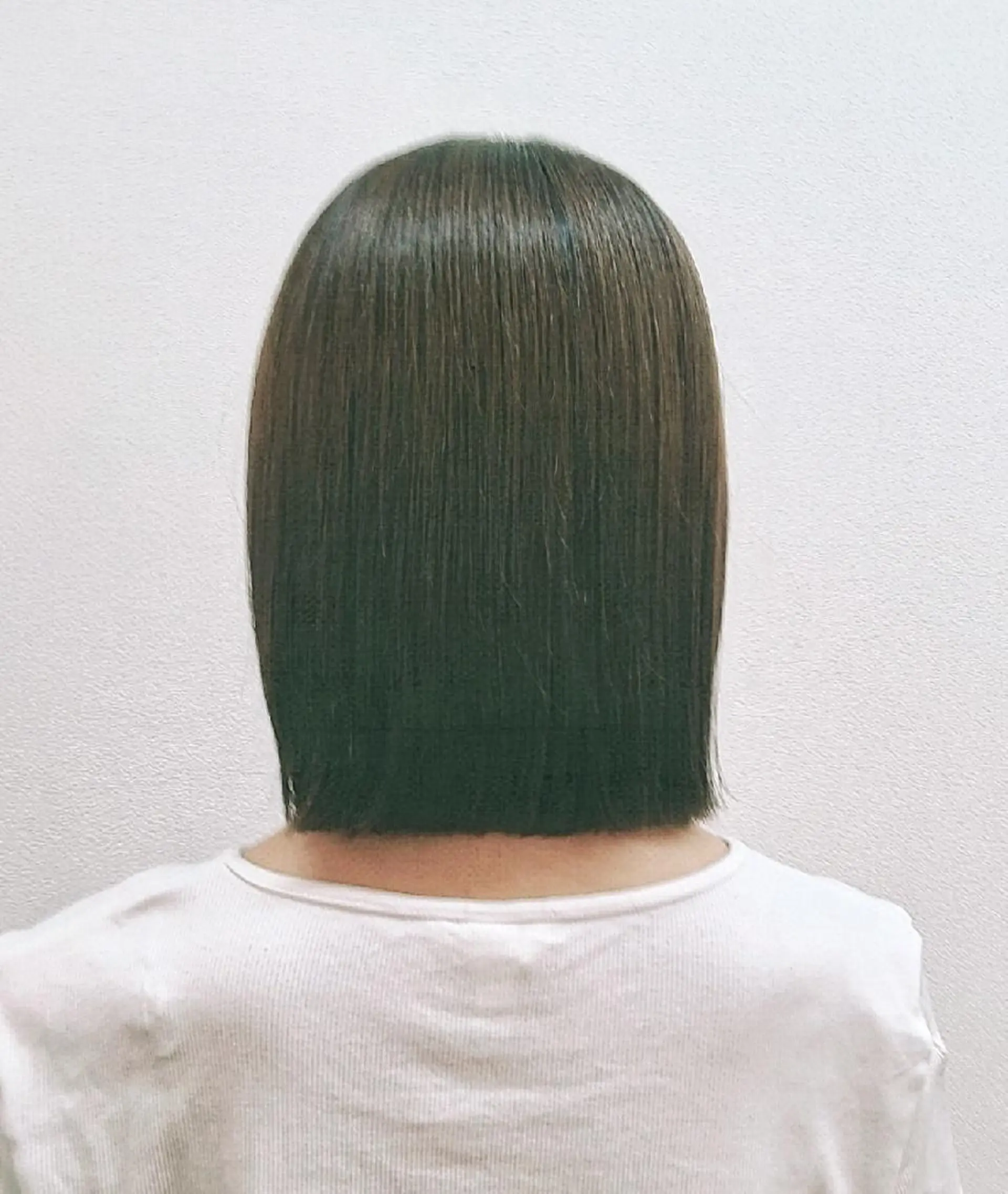 ミディアム 切りっぱなしボブ ボブ レイヤーカット カット yolo.所属・夜特化型ヘアサロン 𓃱yolo.タナベのヘアスタイル