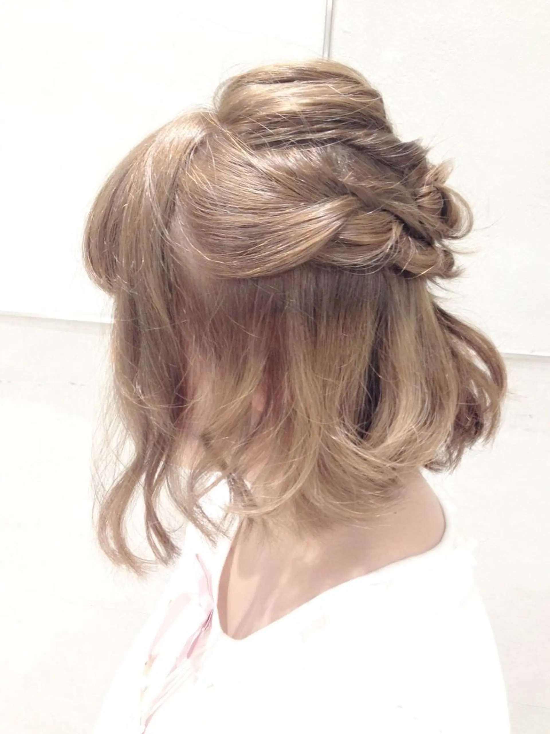 ミディアム カラー ダブルカラー 片山 千晴のヘアスタイル