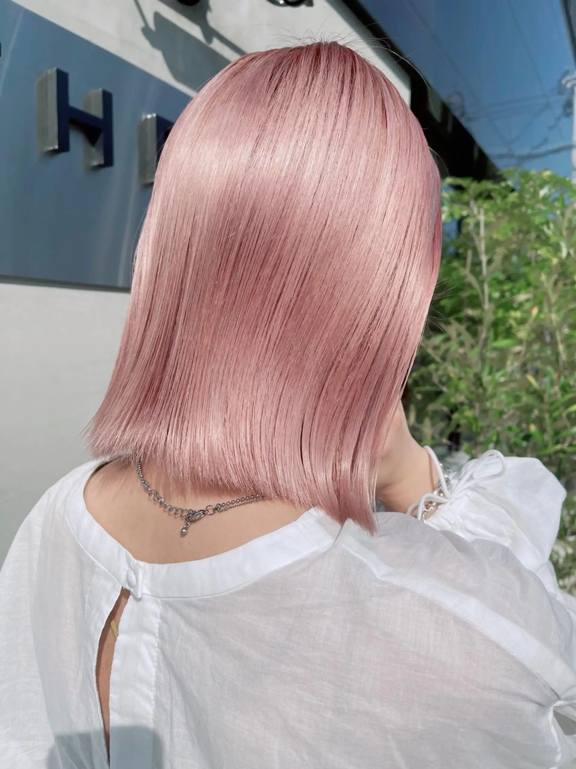 ショート カラー ベージュカラー ピンクカラー miyu🎀まつ毛 透明感カラーのヘアスタイル