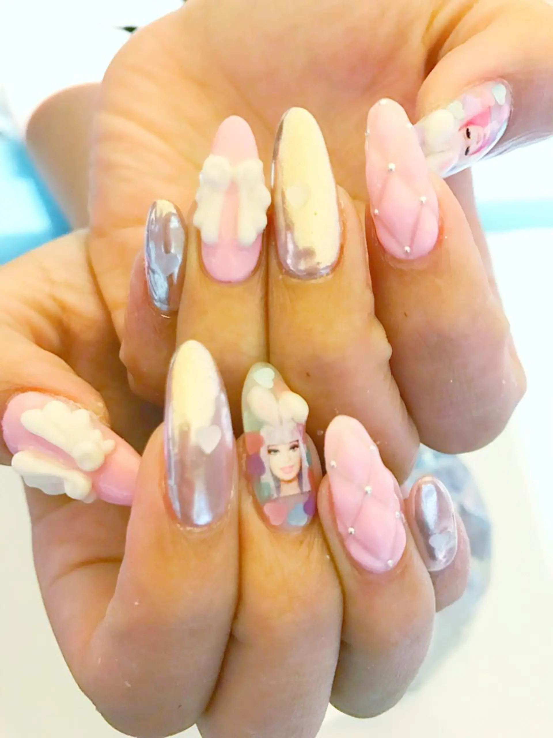ネイル アートネイル ジェルネイル ハート ミラーネイル YUN 💅のネイルデザイン