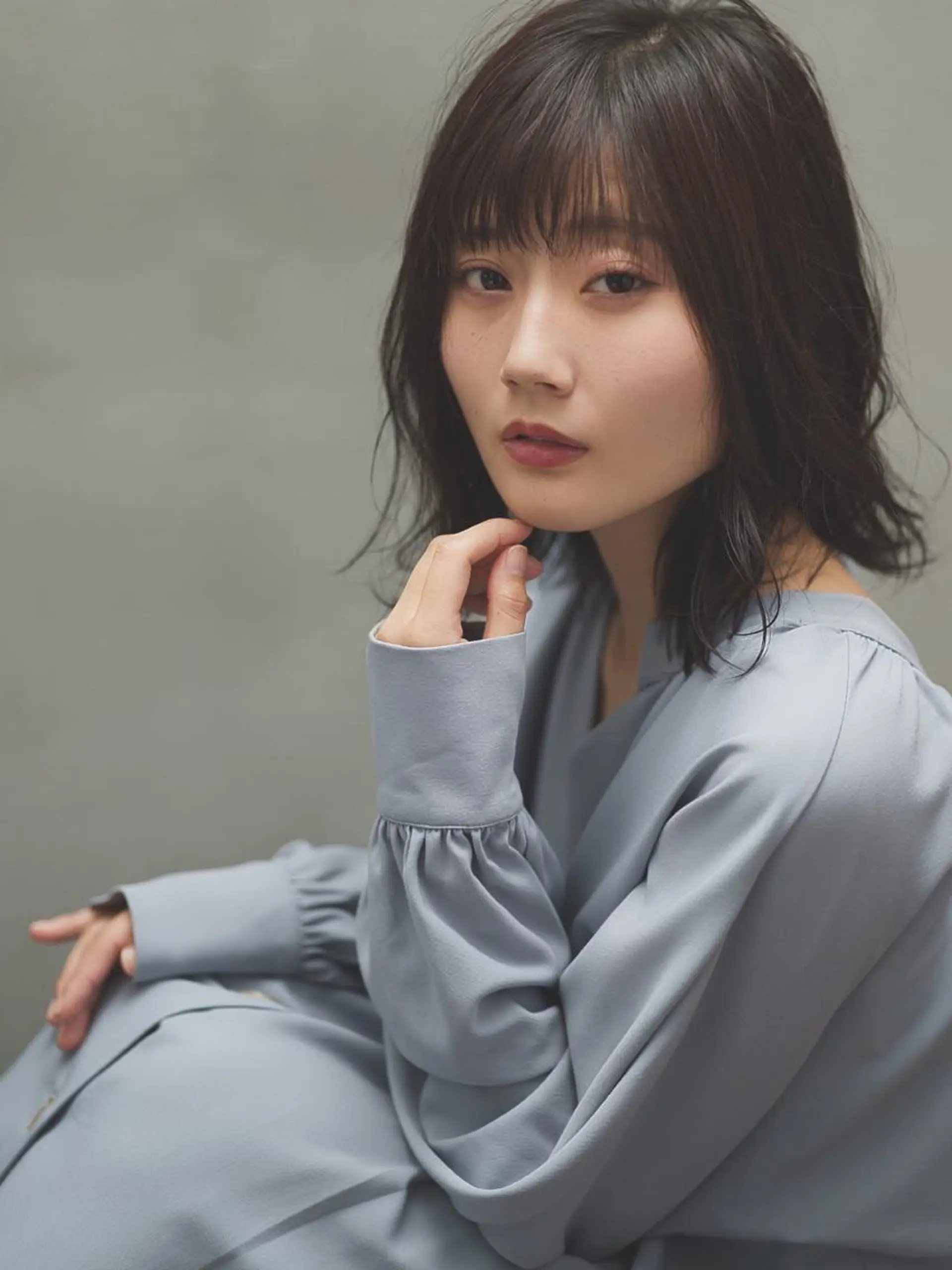 ミディアム 萩原 仁のヘアスタイル