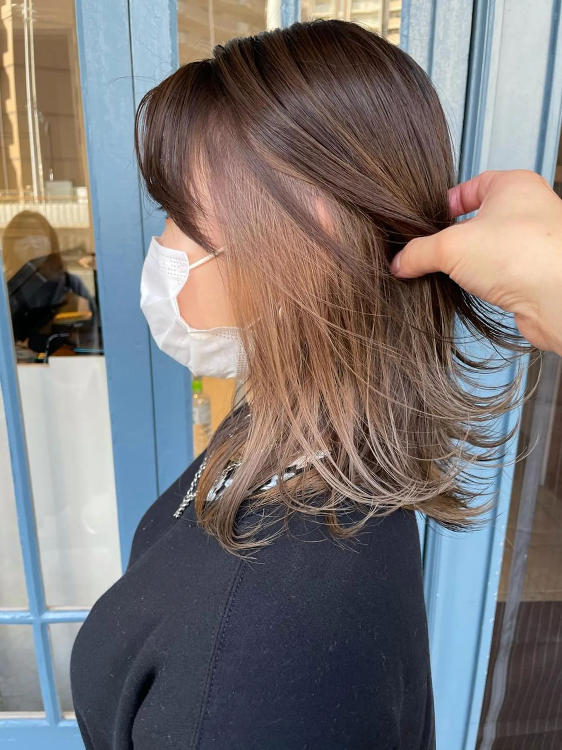 ミディアム ブリーチ毛矯正.髪質 改善.髪にドラマをのヘアスタイル