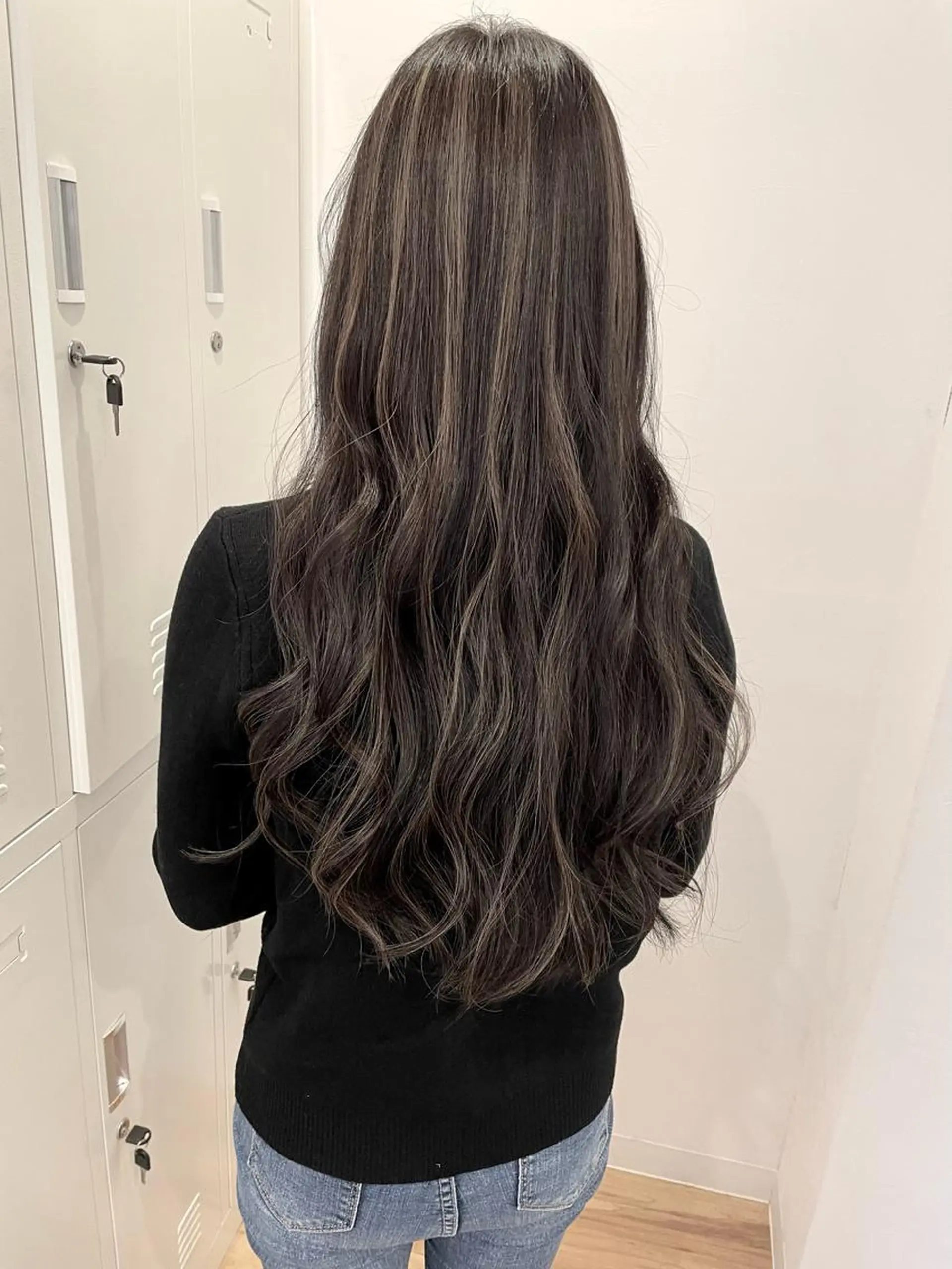 ロング カラー ハイライトカラー ハイライト ヘアカラー 北九州美容室 🕊️わかな✂︎のヘアスタイル