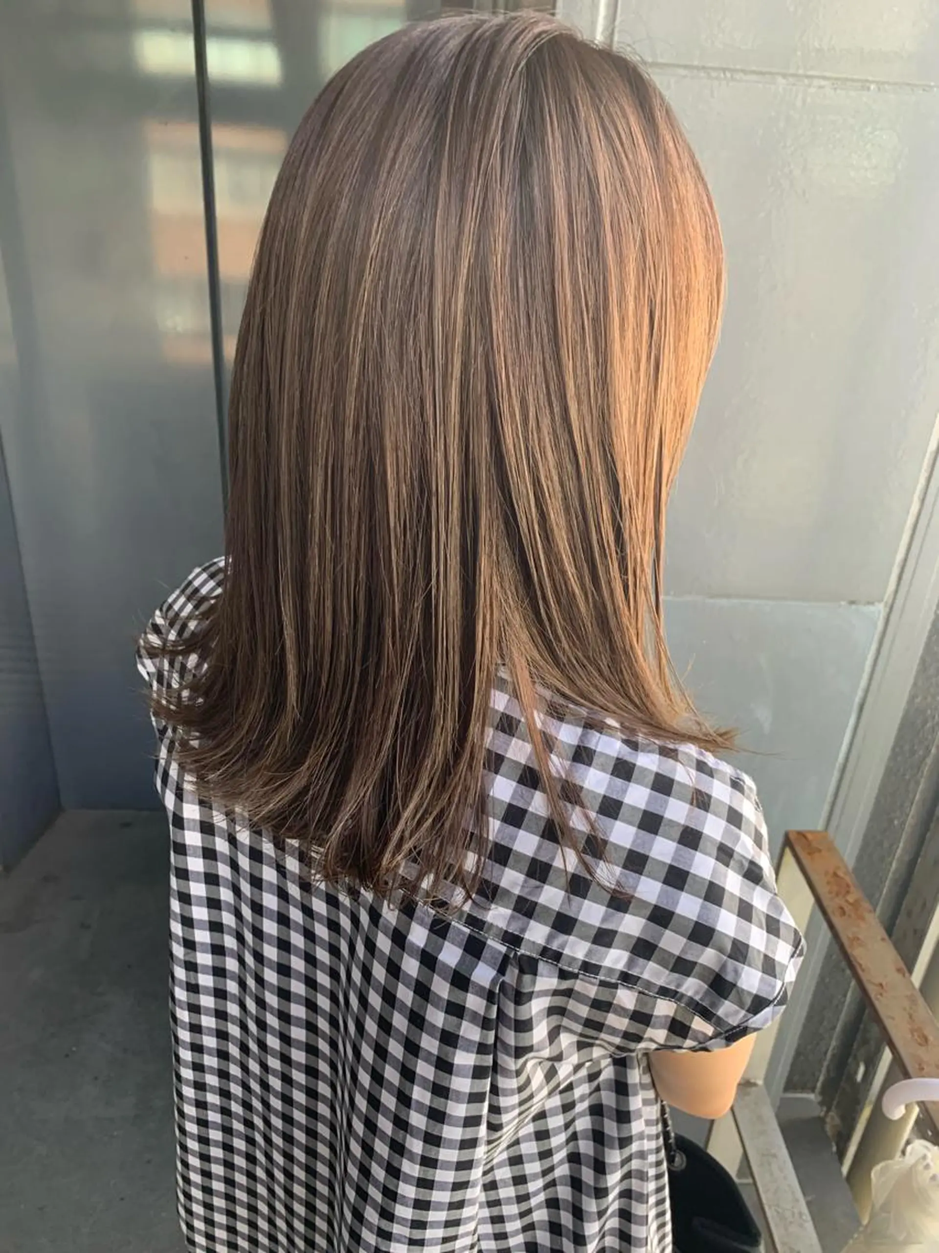 セミロング カラー 藤野なつえ ナチュラルのヘアスタイル