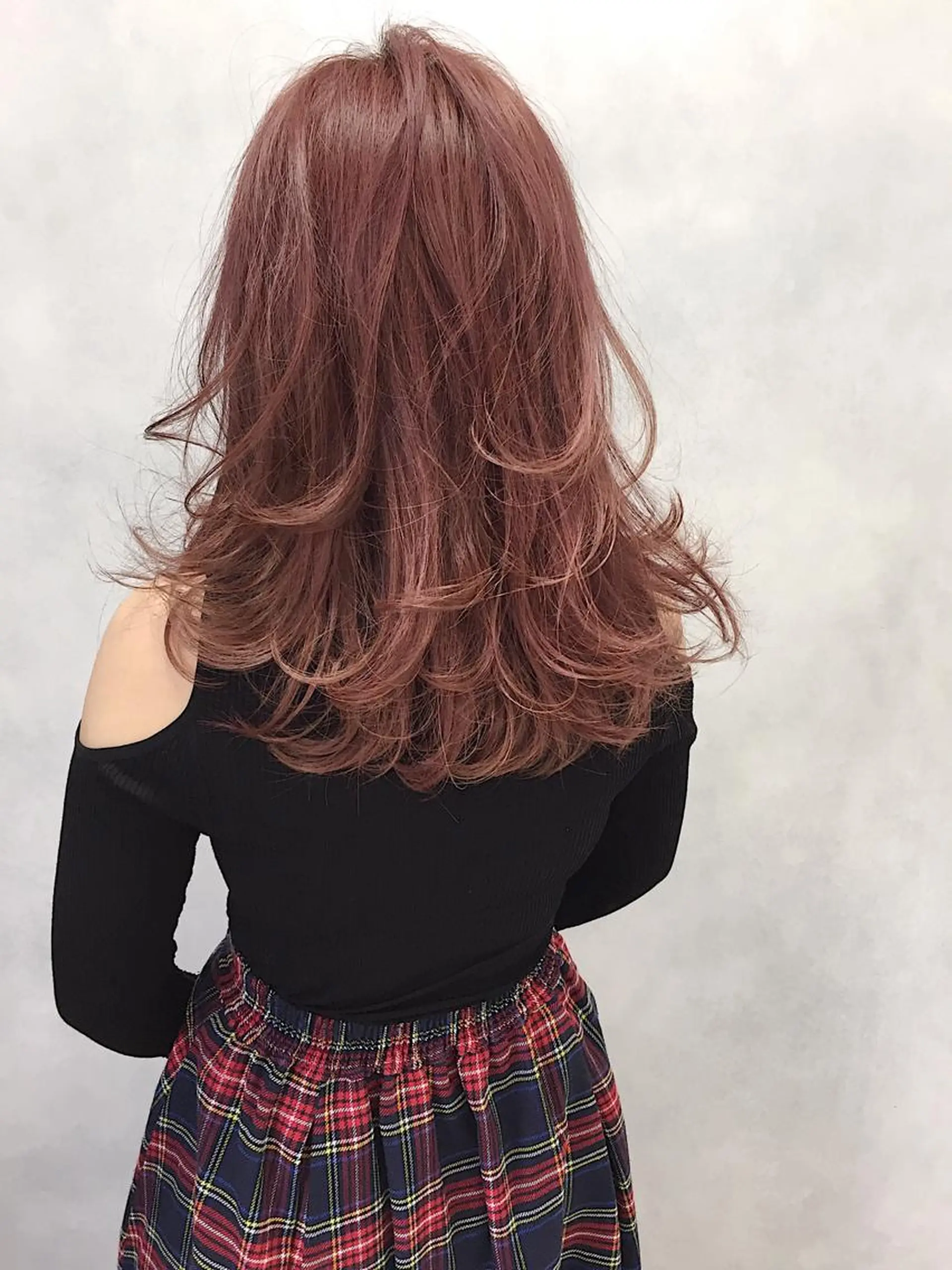 ロング カラー ハイライトカラー ピンクカラー ハイライト カット 縮毛矯正 トリートメント ヘアセット カラー特化サロン大阪 ルービック江坂/新城のヘアスタイル