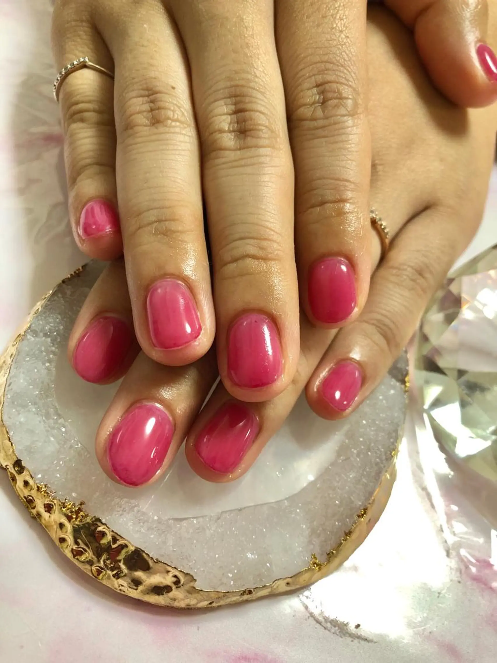 ミディアム カラー キッズ ネイル マツエク・マツパ ハンドネイル ハンドケア 💎ビューティサロン 湘南　RIRAN💎のネイルデザイン