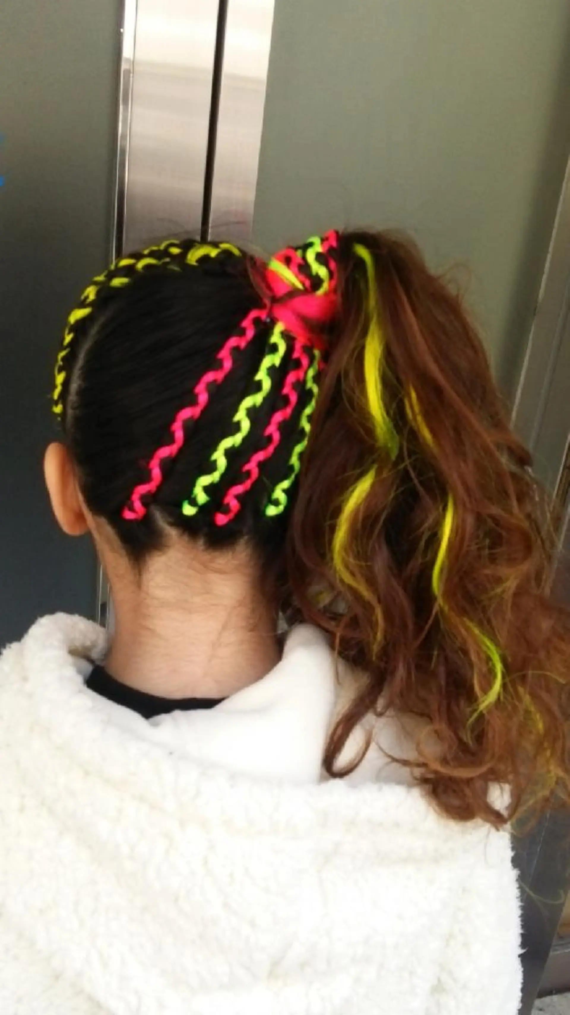 ヘアアレンジ キッズ エクステ エミタス ☆のヘアスタイル