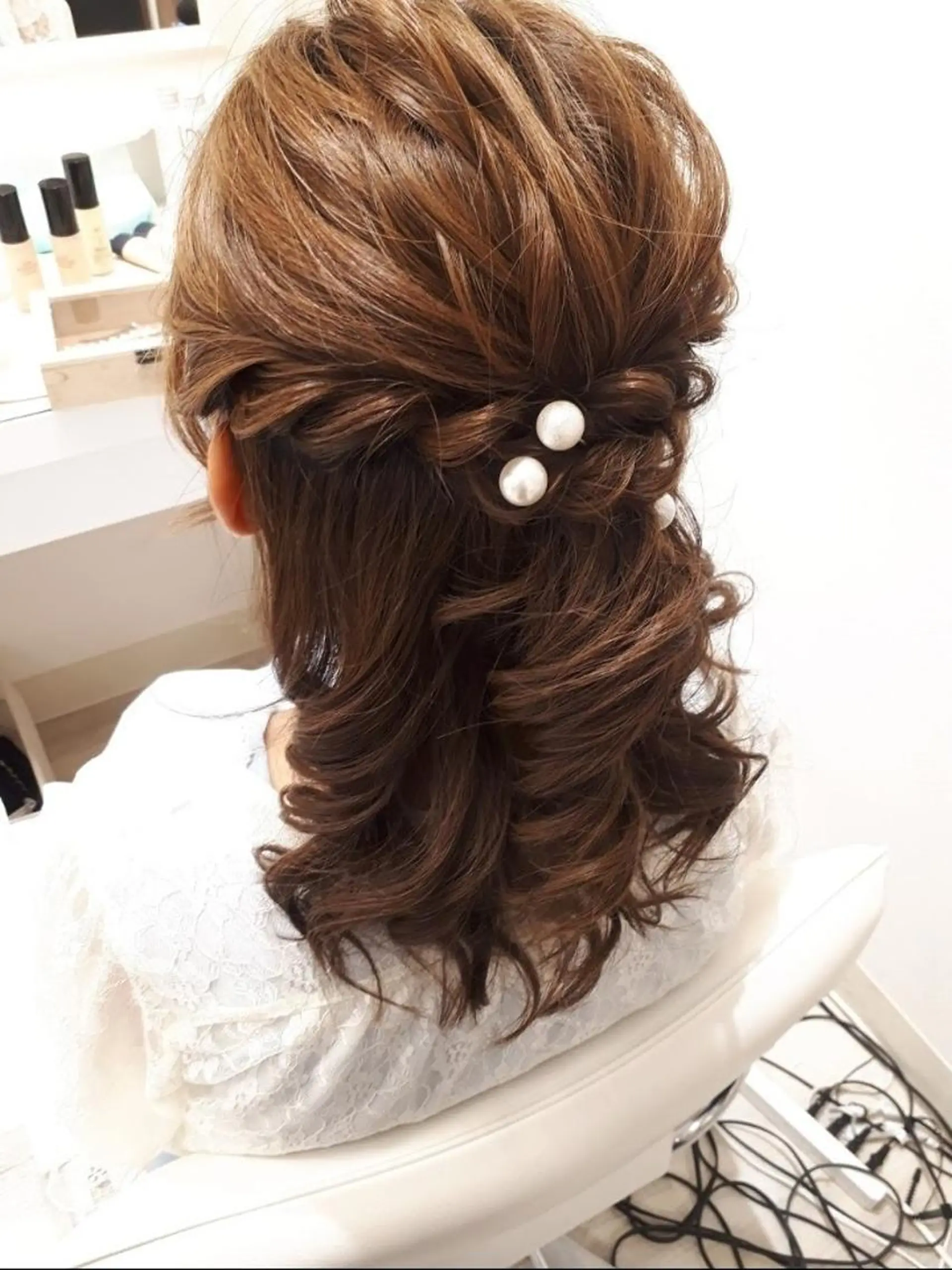 ヘアアレンジ ハーフアップ ベストシーン 新浦安の眉毛・アイブロウイメージ
