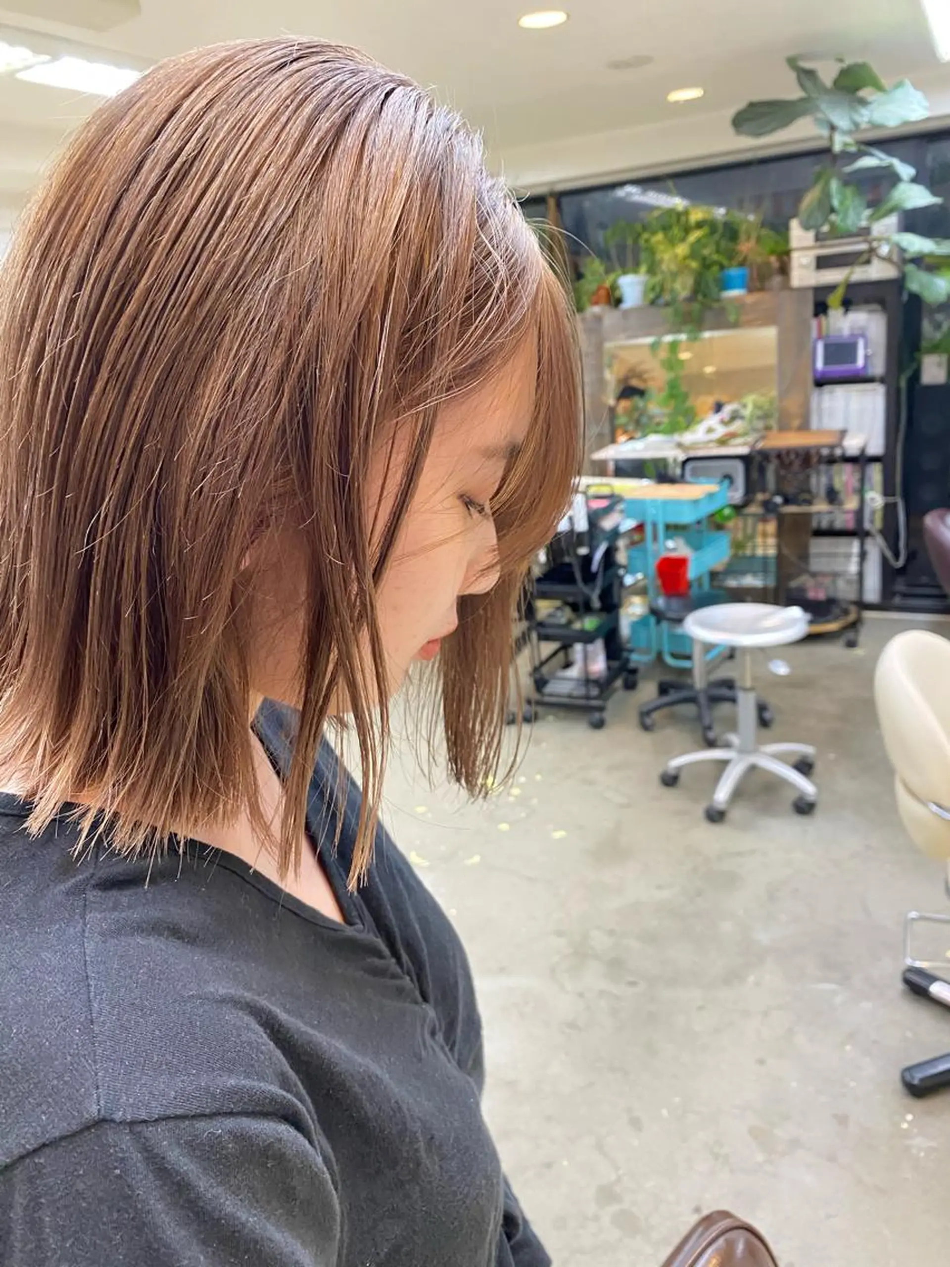 ミディアム ボブ カット ヘアカラー LIBRO所属・Moca 〰️のヘアスタイル