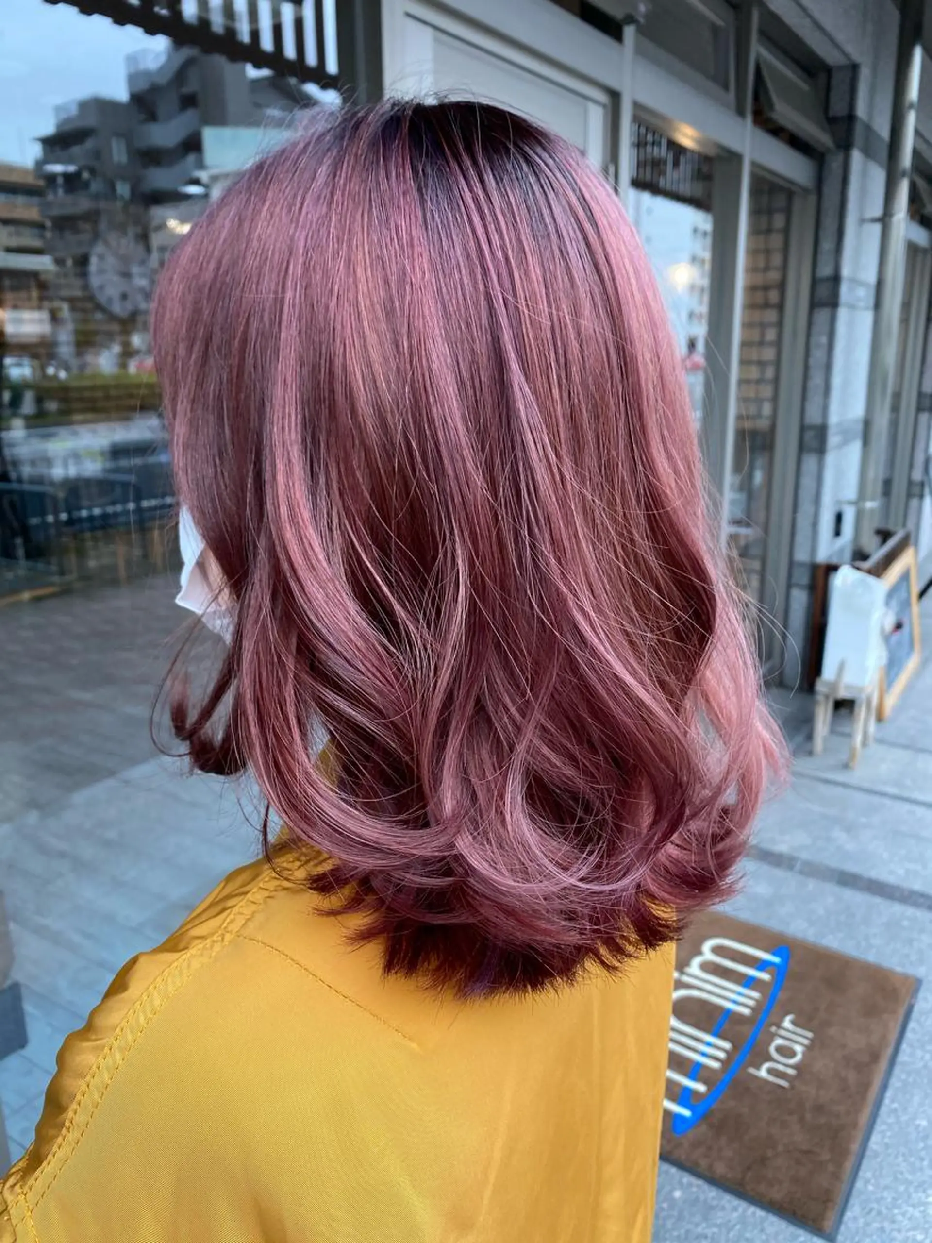 ミディアム カラー ブリーチ 透明感カラー ラベンダーカラー ラベンダーピンク ピンクカラー カット ヘアカラー トリートメント 日比 貴大/ minim hairのヘアスタイル