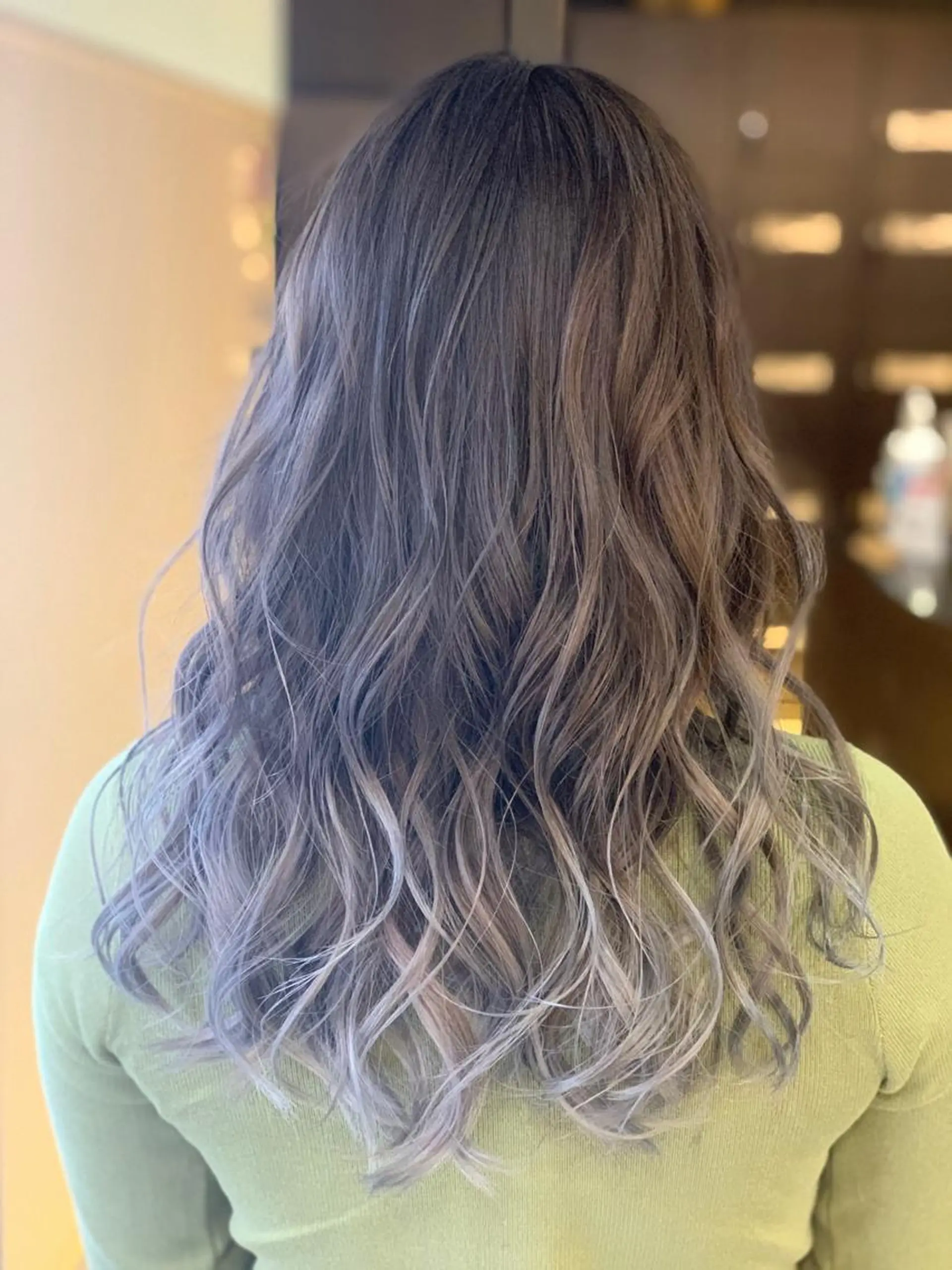 セミロング カラー アッシュ グラデーションカラー シルバー ホワイトシルバー ✂️大門 巧✂️ LAFF難波店のヘアスタイル