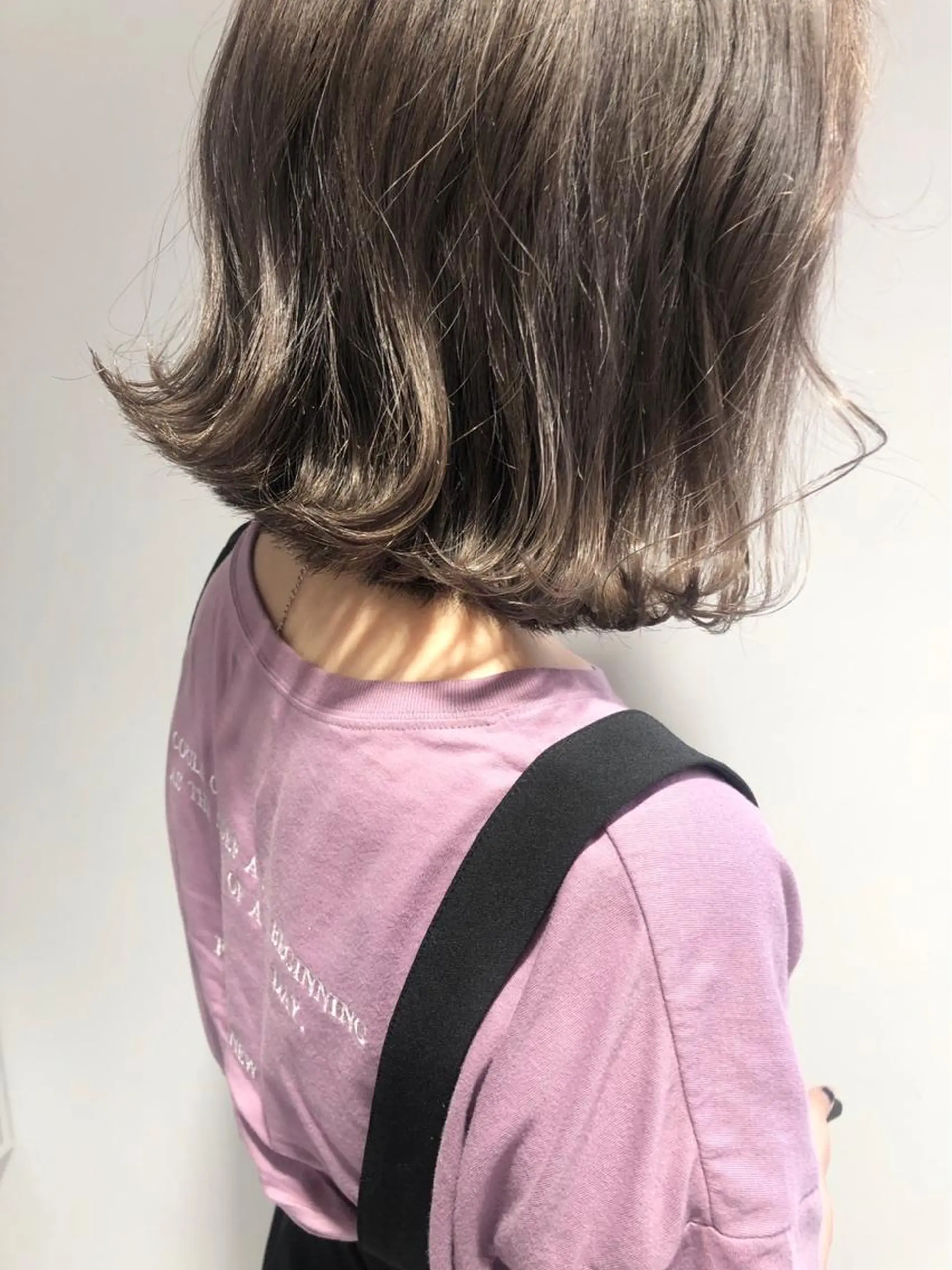 ミディアム カラー 遠藤 愛莉のヘアスタイル