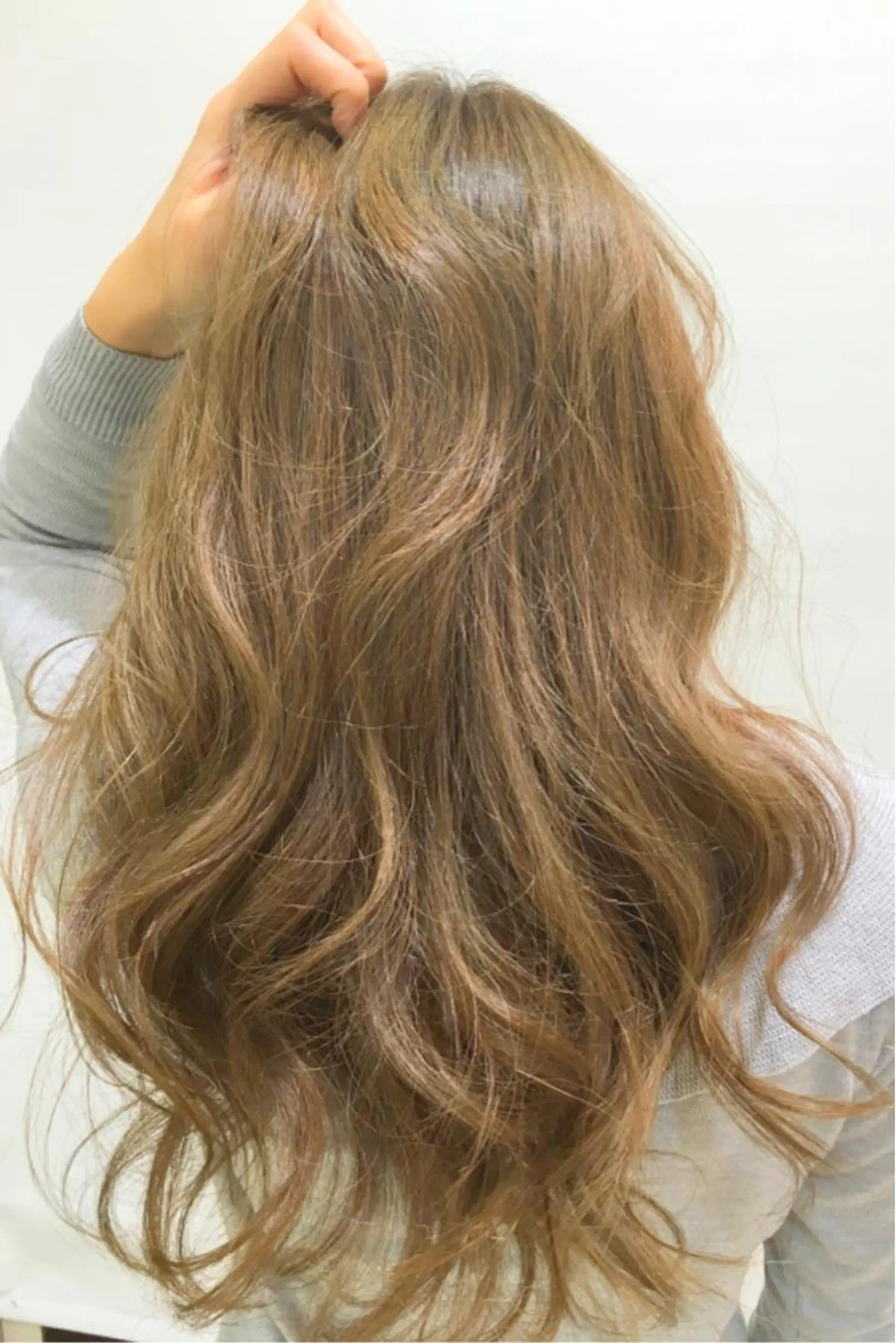 カラー アッシュ ベージュカラー ブリーチ 🌟カラーの達人🌟 タマガキ　コウジのヘアスタイル