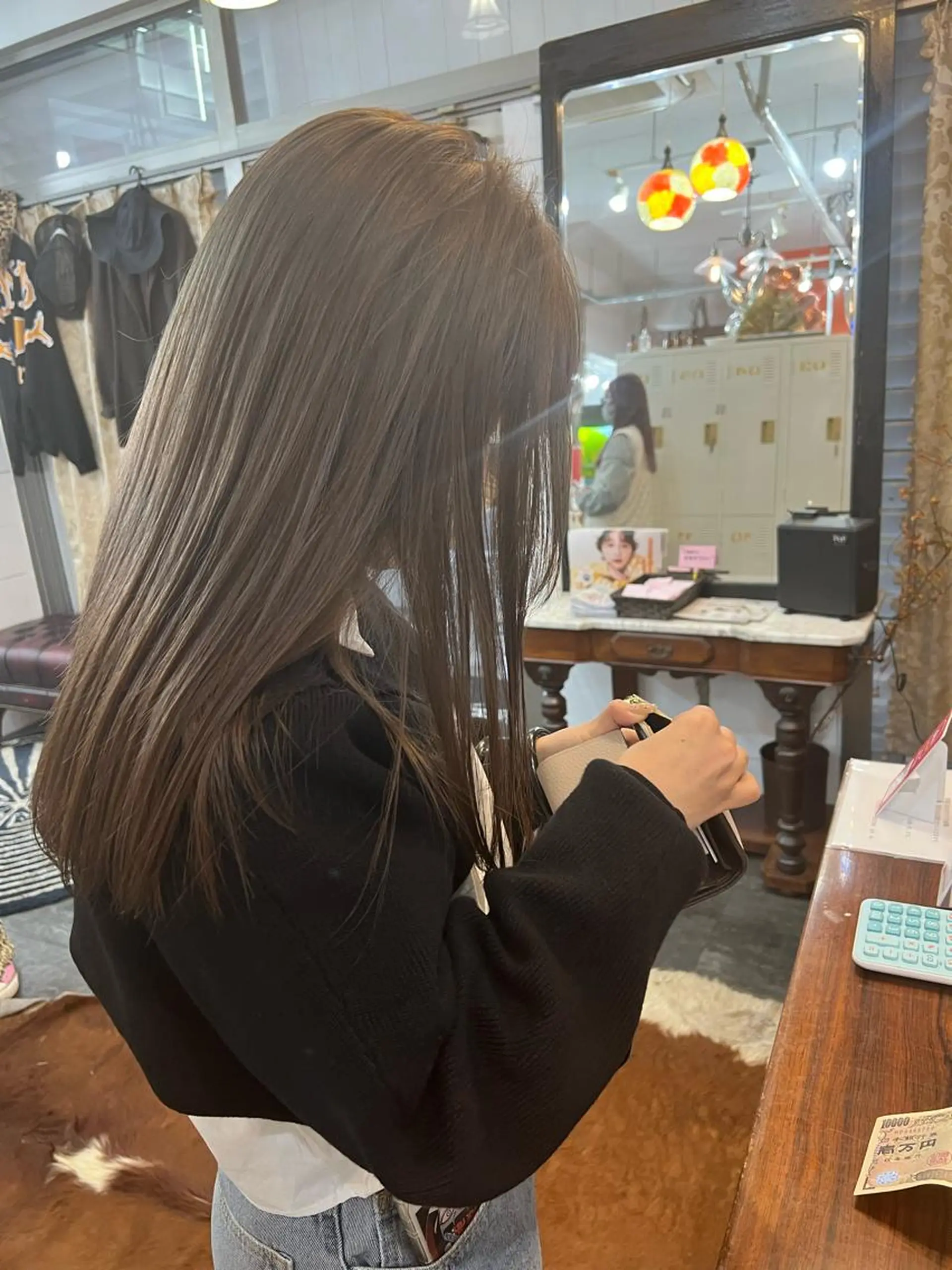 ロング カラー LOMARLIE JURIAのヘアスタイル