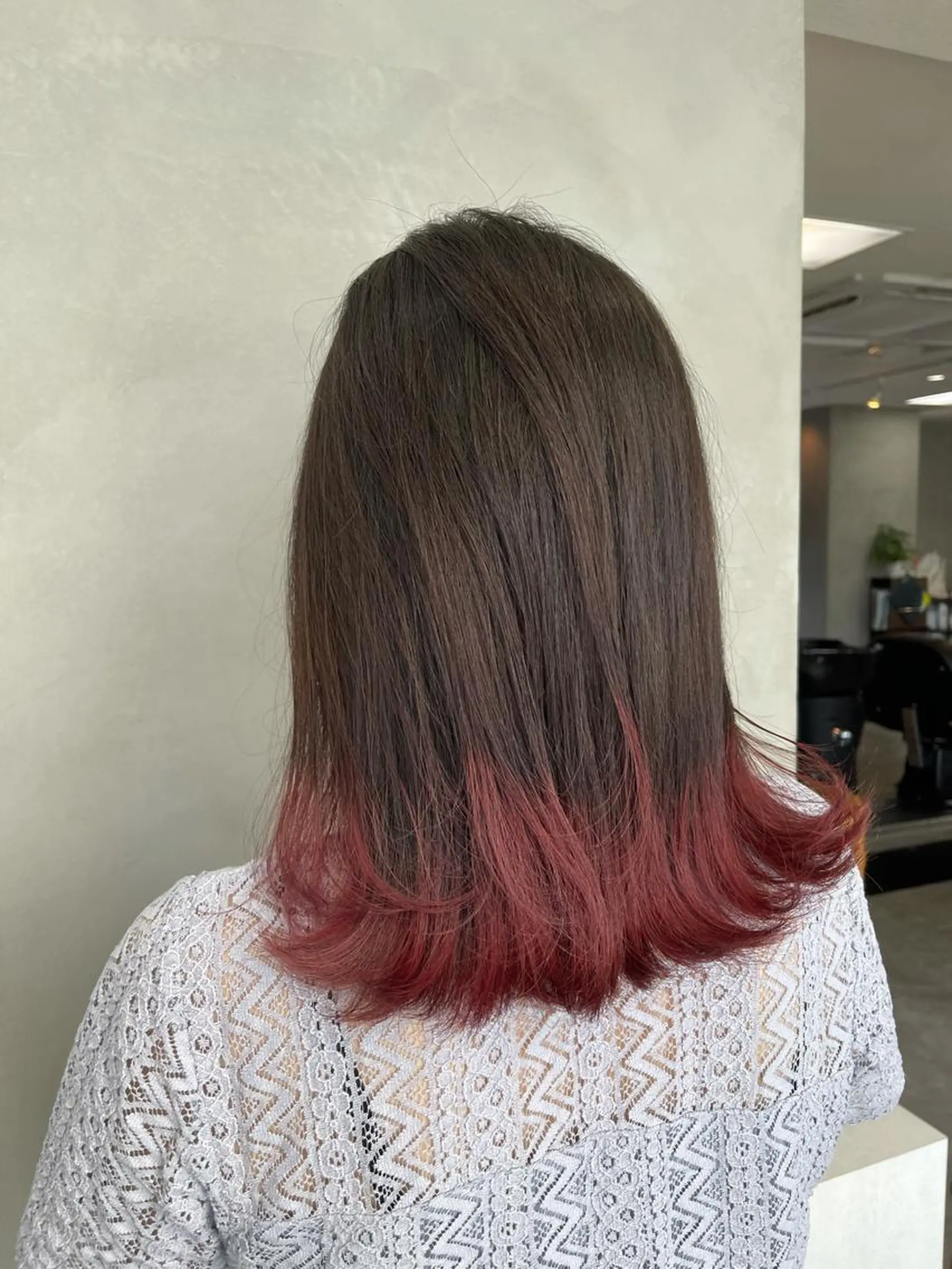 ミディアム カラー カシス ピンクカラー 透明感カラーが 得意です！NAOKIのヘアスタイル