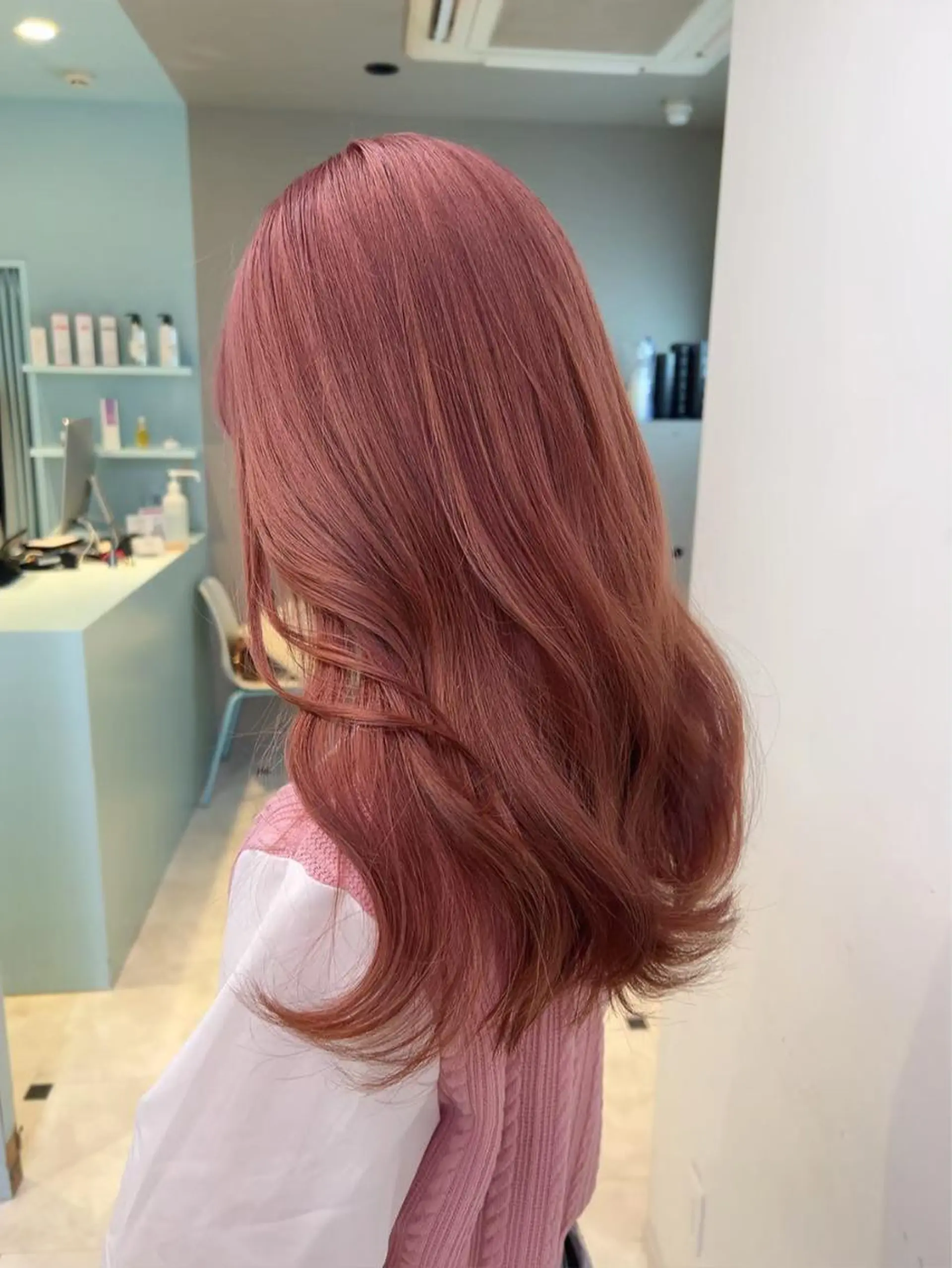 カラー ハイトーン🤍ブロン ド🤍MISAKIのヘアスタイル