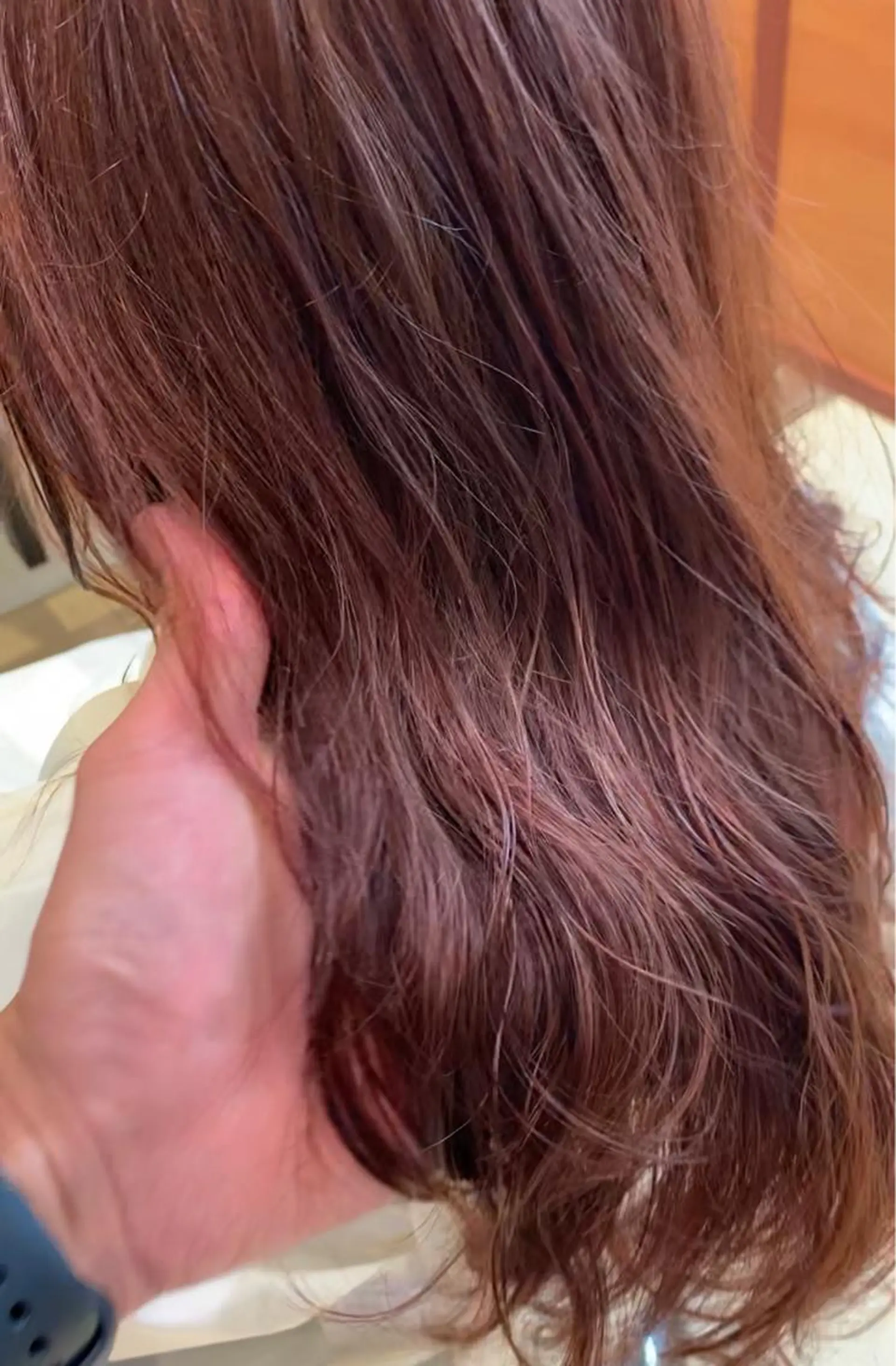 カラー Merly Osakaのヘアスタイル