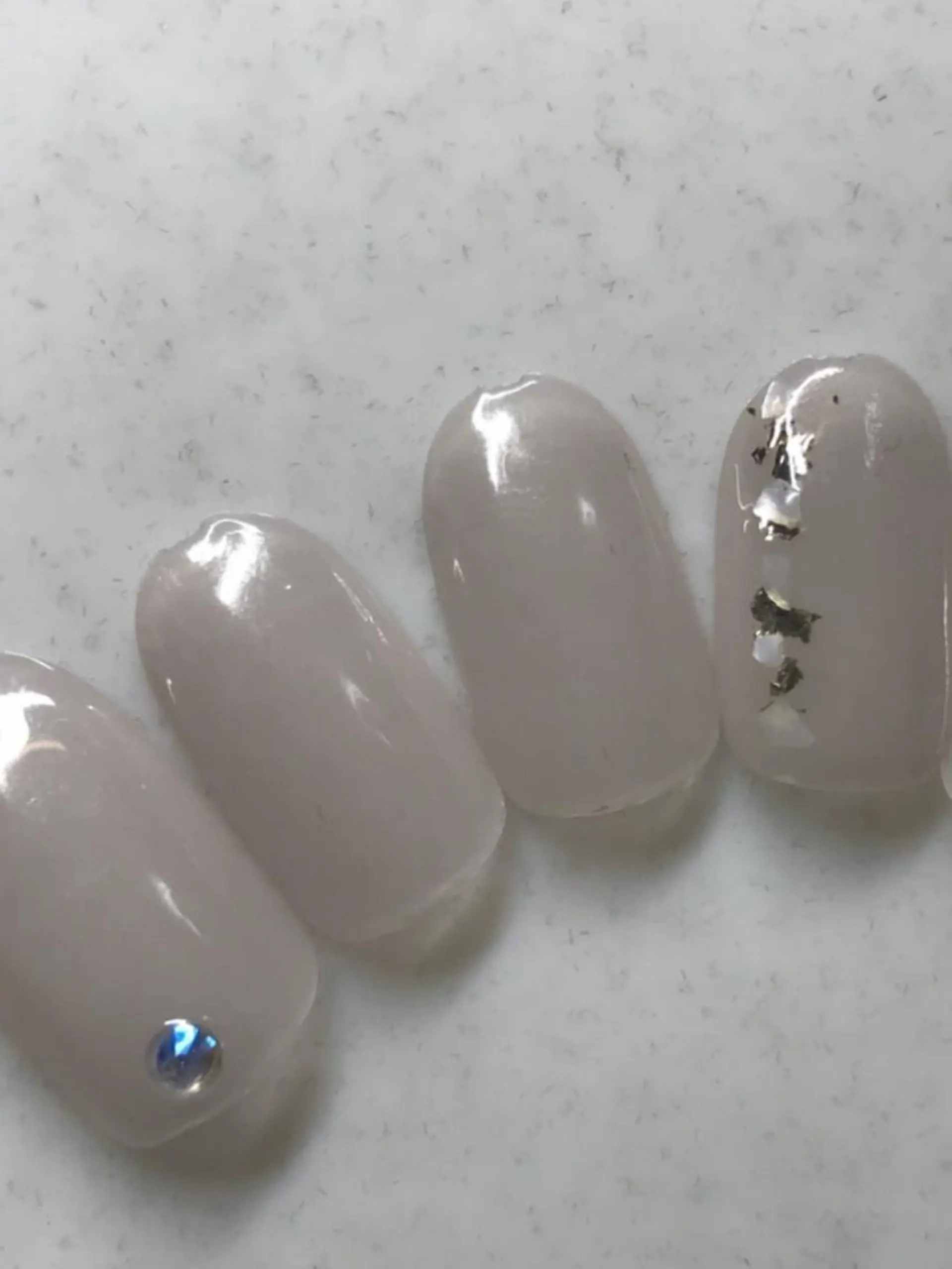 ネイル 爪工房ぱるっこ所属・川岡 香を里のネイルデザイン