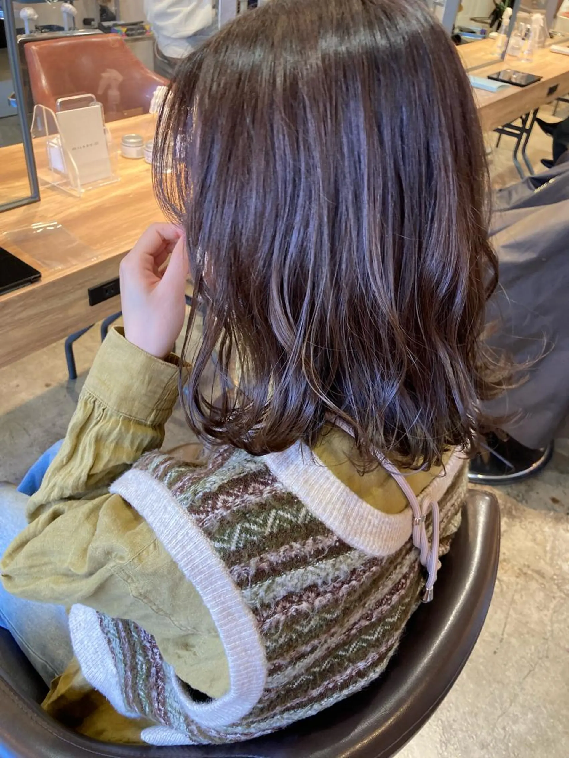 ミディアム カット ヘアカラー トリートメント 高山 鳳成のヘアスタイル