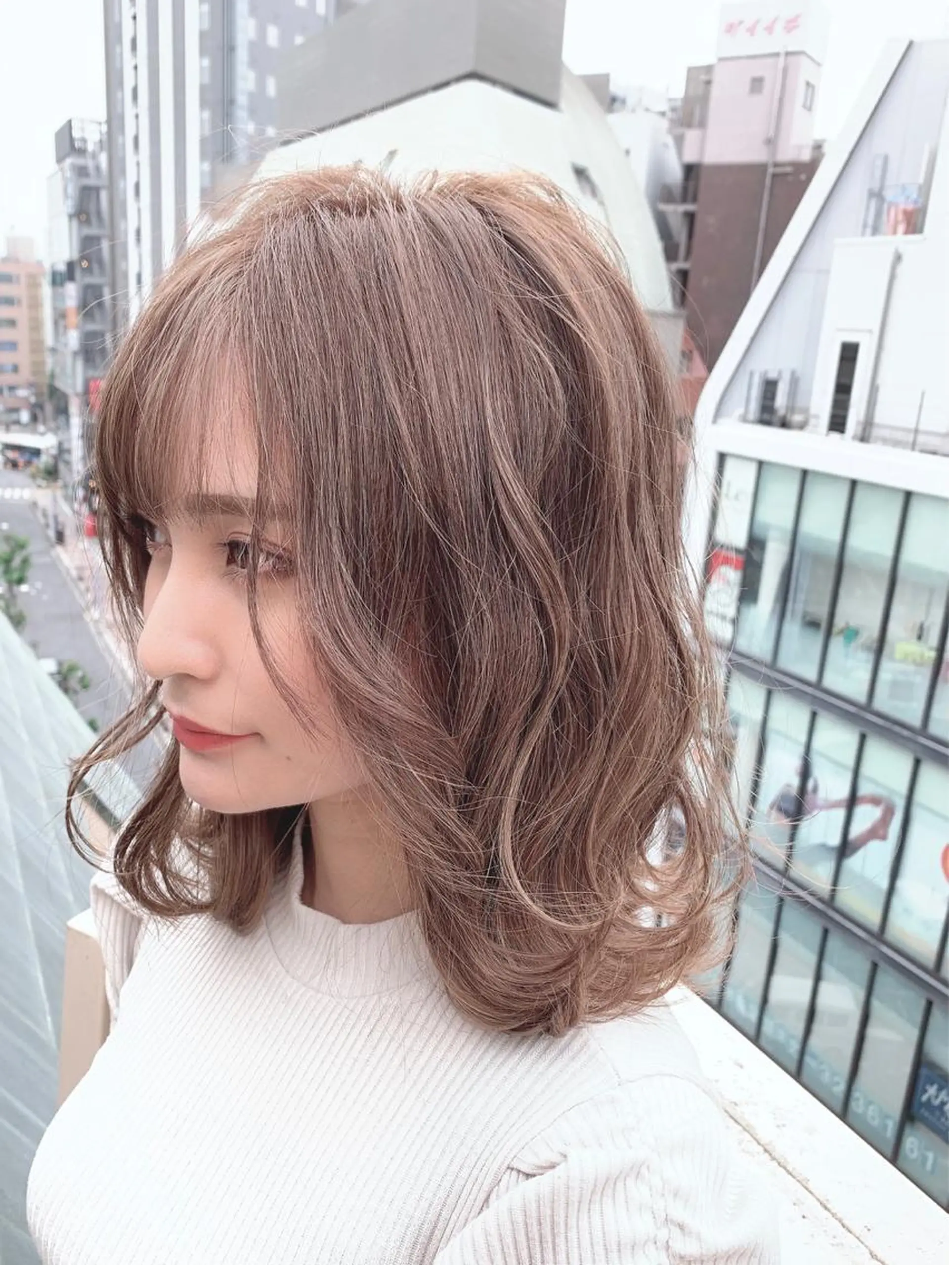 ミディアム カラー グレージュ ハイライトカラー ピンクカラー ハイライト ヘアカラー トリートメント エフェクトブリーチ エクステhiroのヘアスタイル