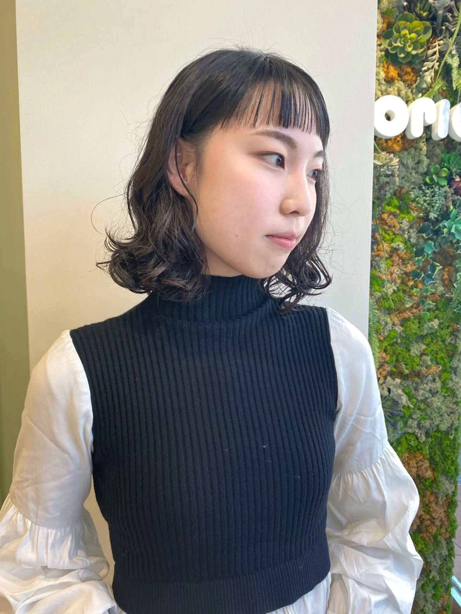 ミディアム パーマ ミディアムパーマ 韓国風ヘア デジタルパーマ カット パーマ ayaka #パーマ#アレンジのヘアスタイル