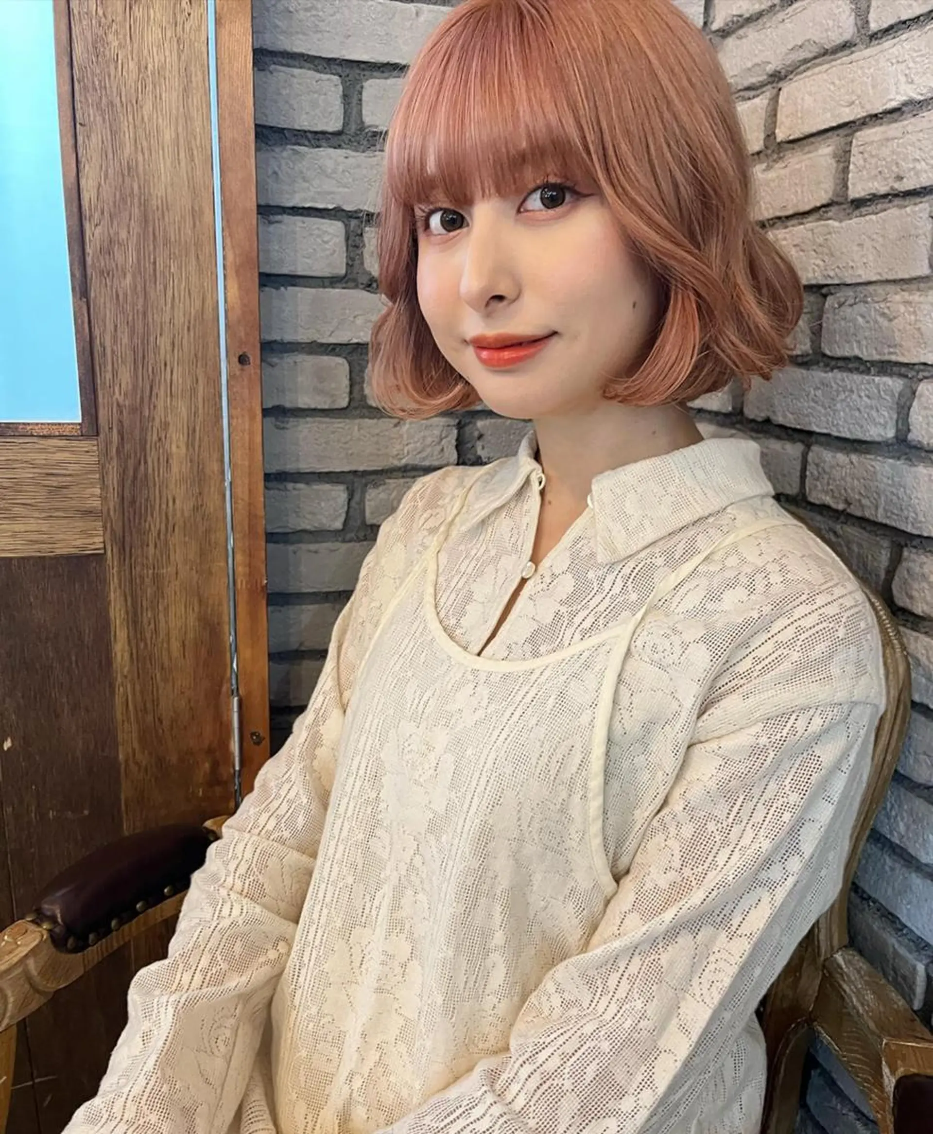 ミディアム カラー ヘアアレンジ ベージュカラー ハイトーンカラー ピンクカラー ピンクベージュ ボブ 韓国/髪質改善💘 櫻井かれんのヘアスタイル
