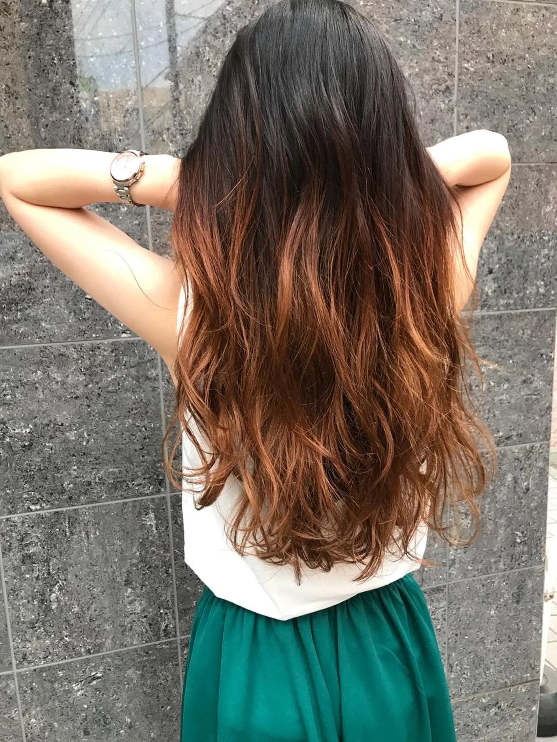 ロング カラー ヘアアレンジ バレイヤージュ ブリーチ グラデーションカラー レイヤーカット 縮毛矯正 高円寺フェード 武内和樹のヘアスタイル