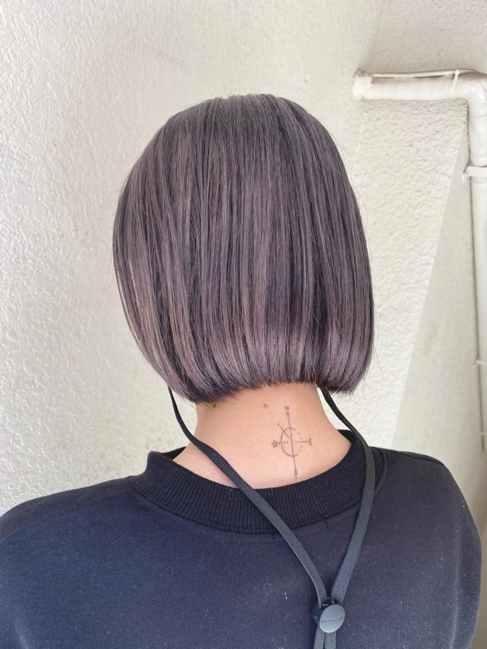 ショート カラー ブリーチ グレージュ 小川 美奈のヘアスタイル