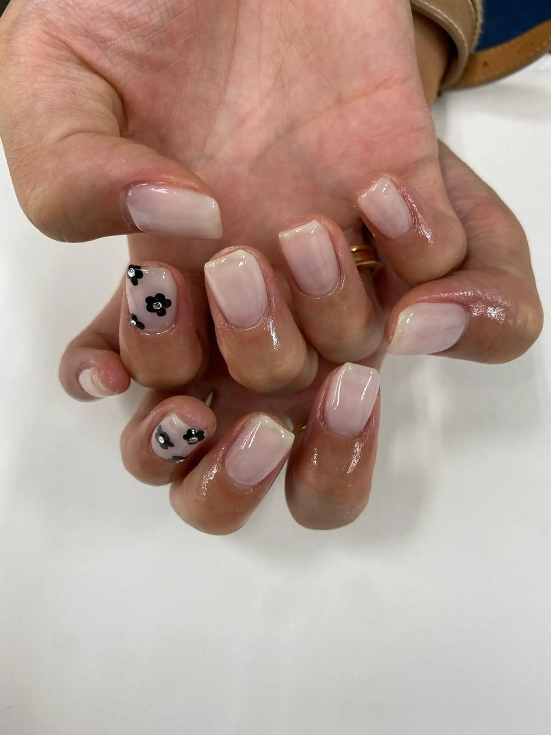 ネイル ハンドネイル Basic町田本店 EMIRIのネイルデザイン