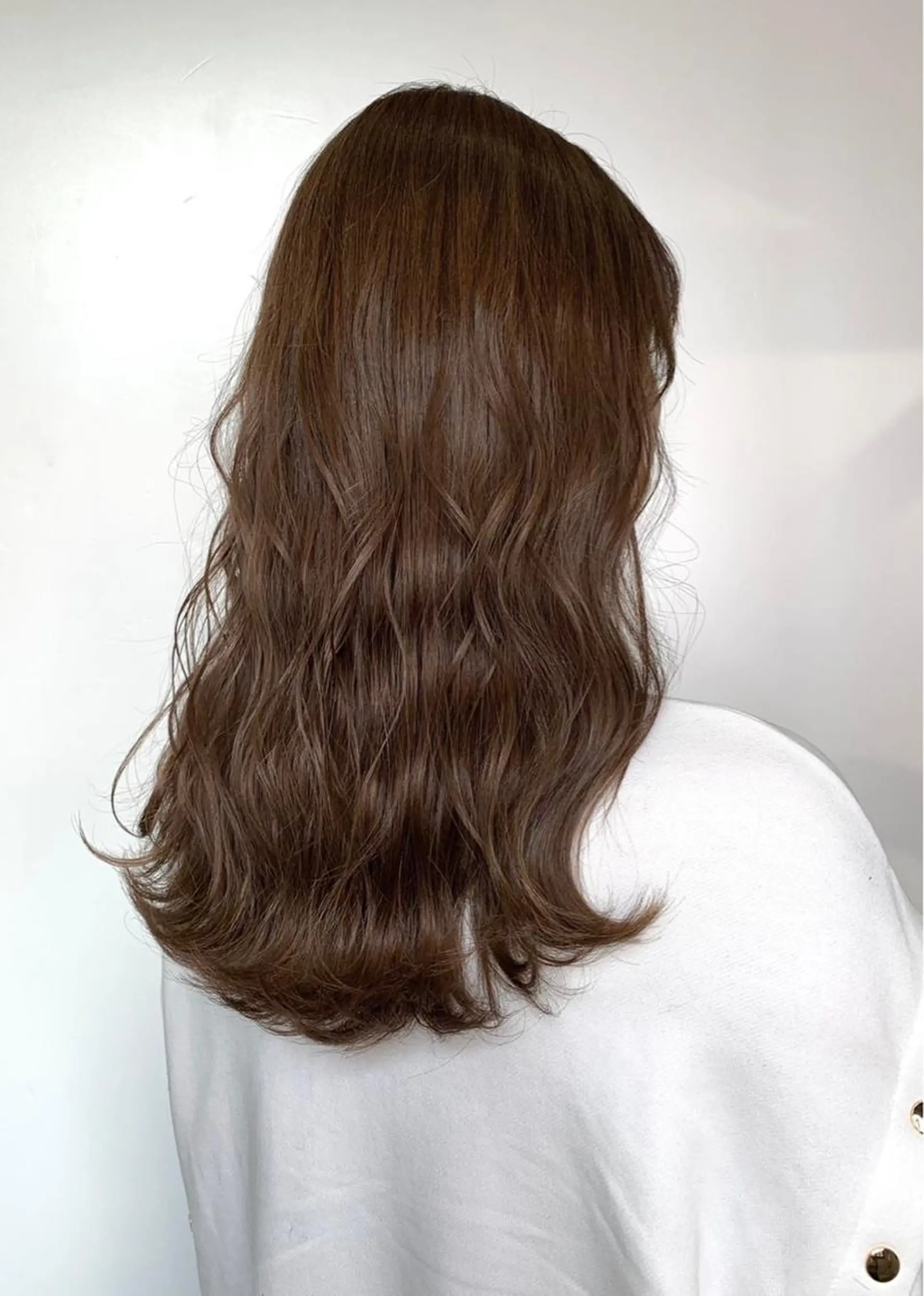 セミロング カット ヘアカラー トリートメント ヘッドスパ ヘアセット 山口 竣也のヘアスタイル