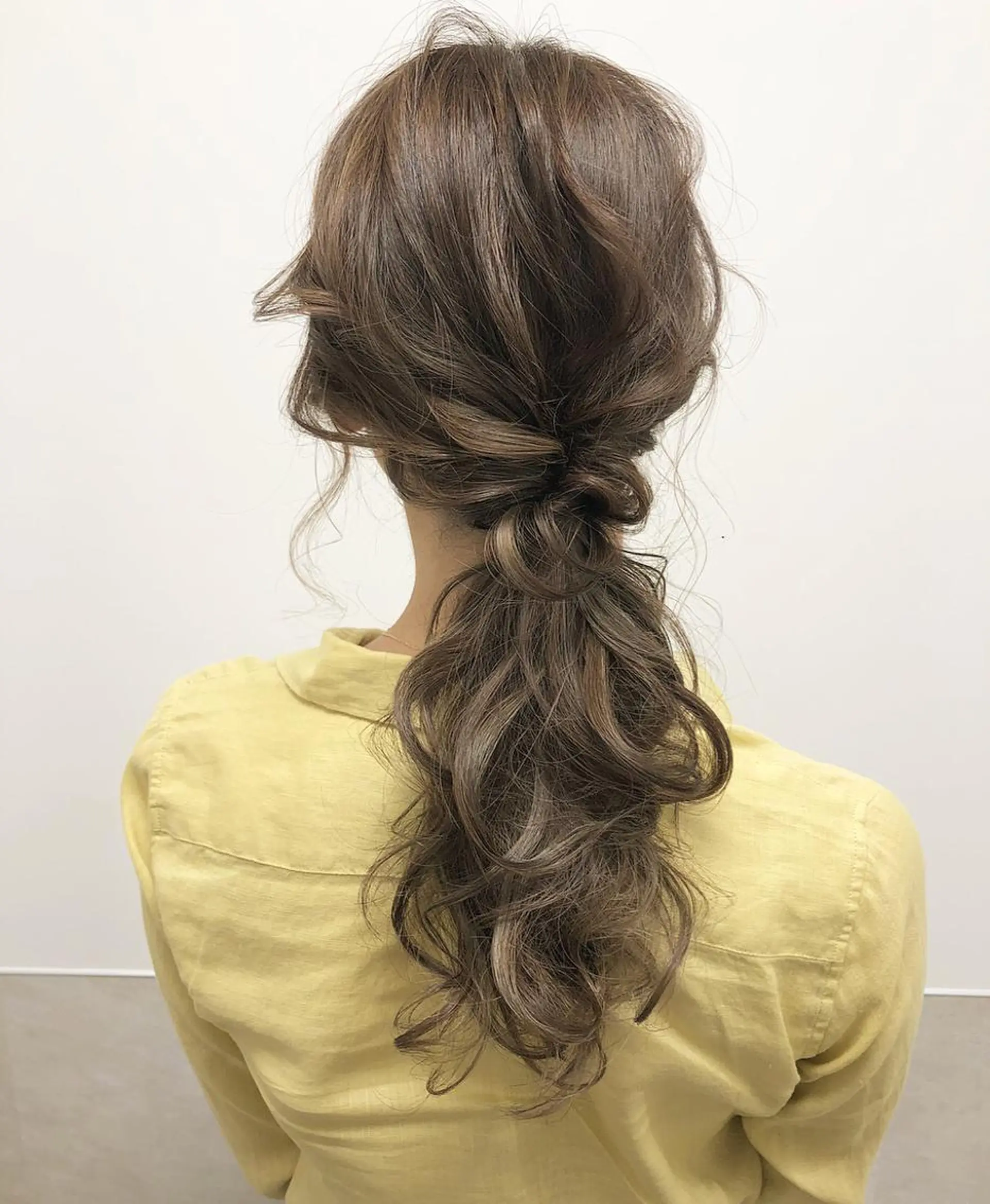 ロング カラー ヘアアレンジ ショコラグレージュ グレージュ autre所属・大久保 ひでなりのヘアスタイル