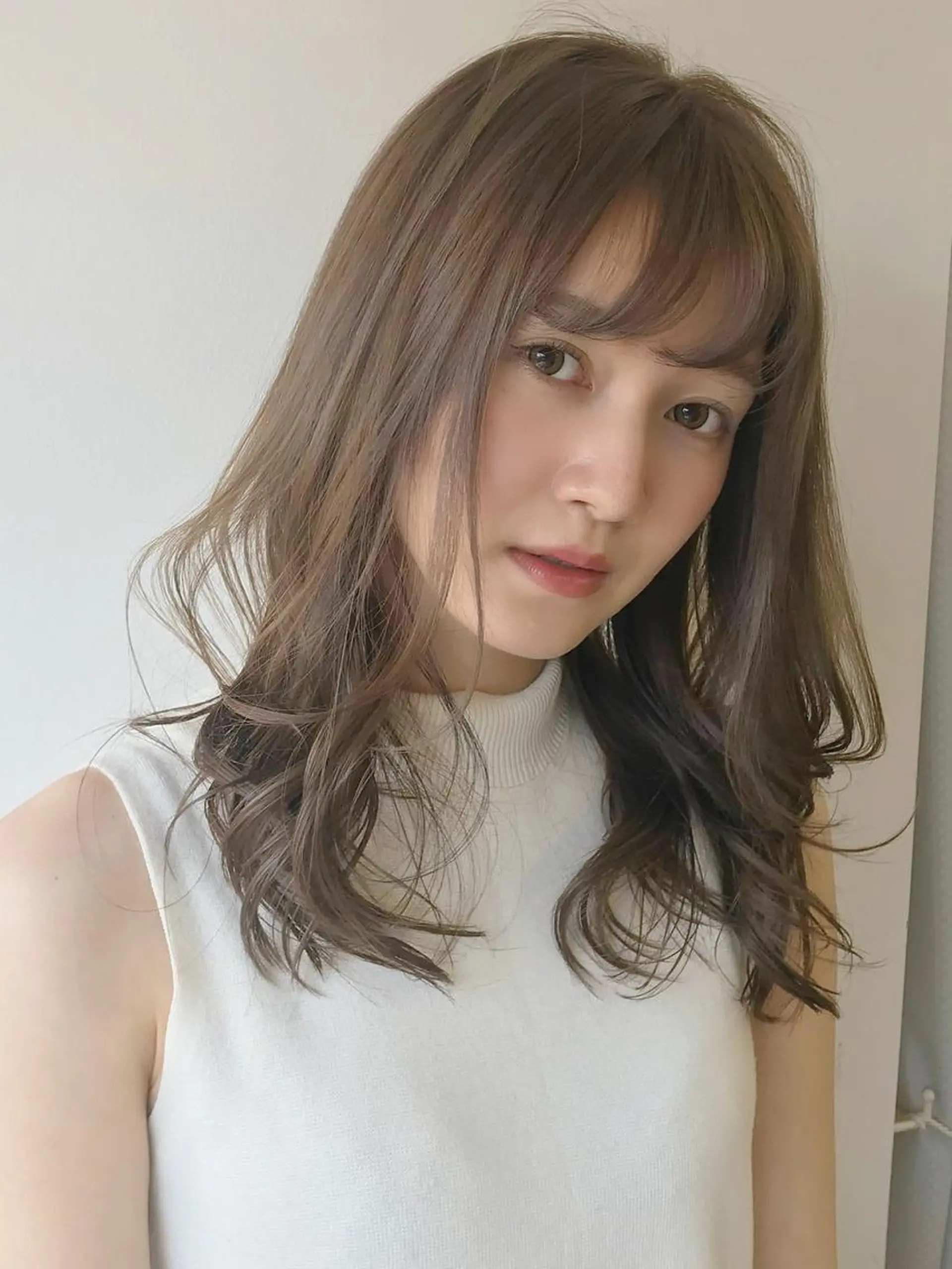 セミロング カラー ベージュカラー グレージュ ボブ くせ毛 顔周りカット ヘアカラー トリートメント 透明感×髪質改善🧸 韓国ヘア　武田涼のヘアスタイル