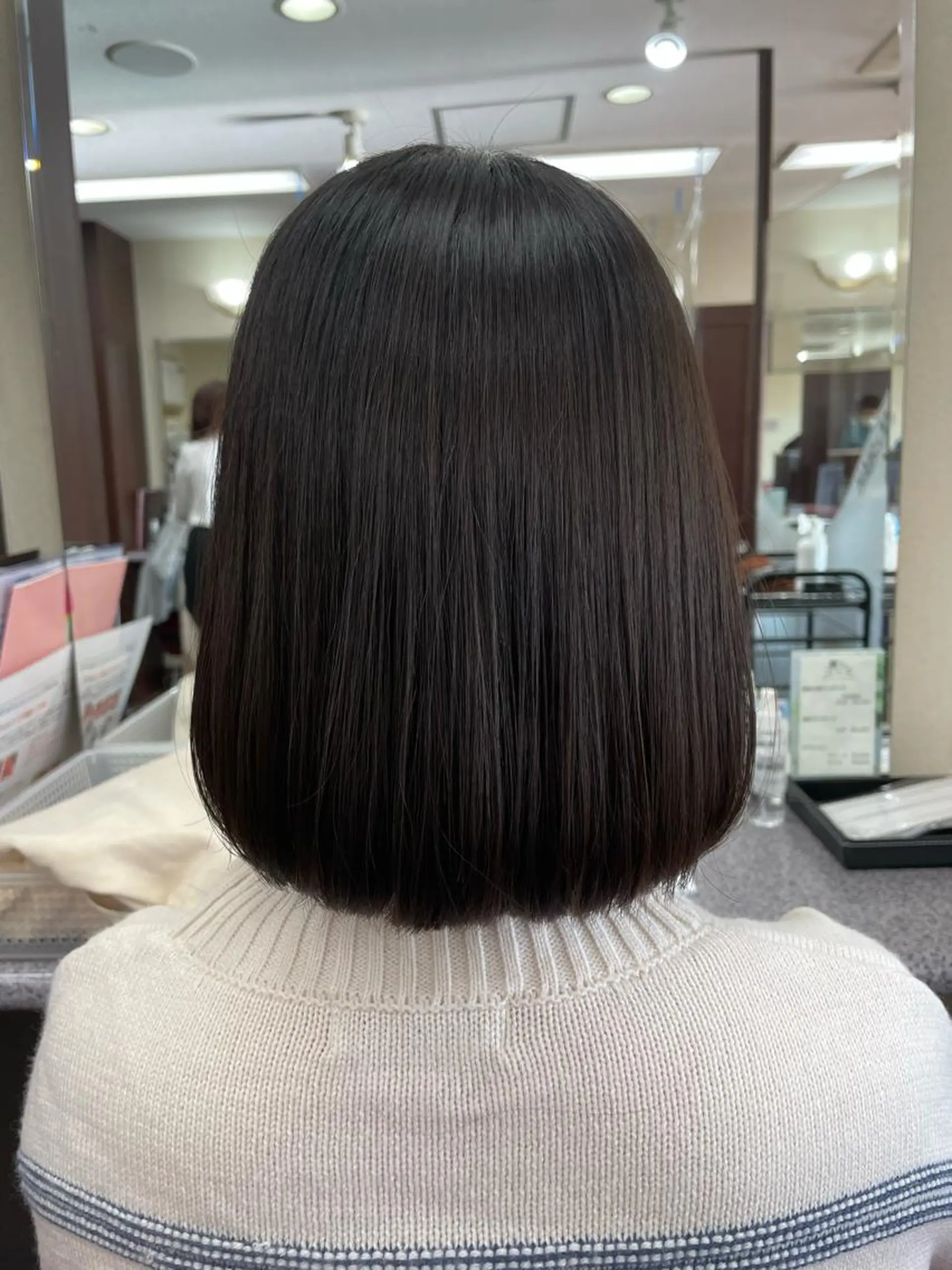 ミディアム カット ヘッドスパ コゾノ ミキコのヘアスタイル
