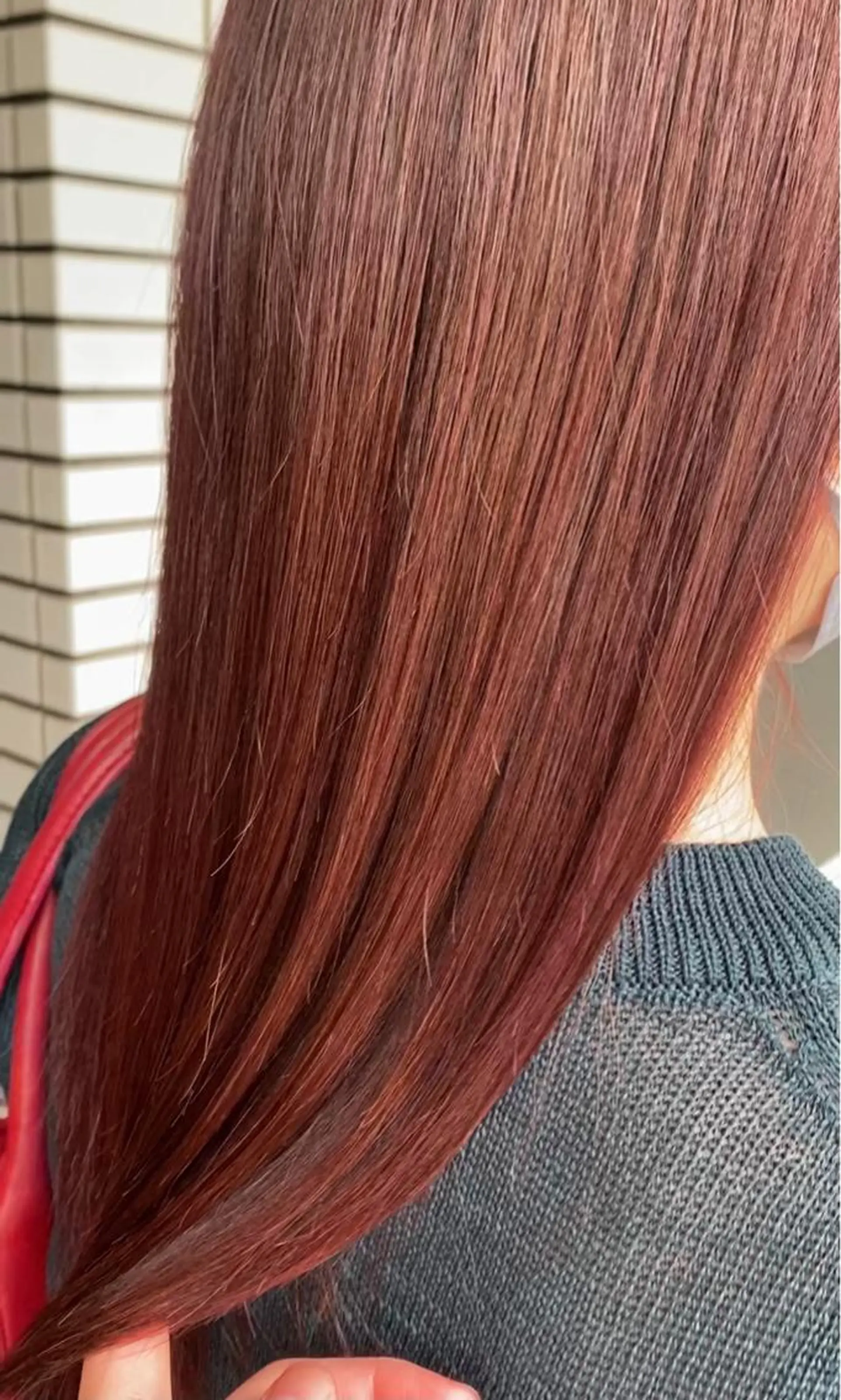 カラー ブリーチ ブリーチなしカラー レッドカラー 黒木 栞のヘアスタイル