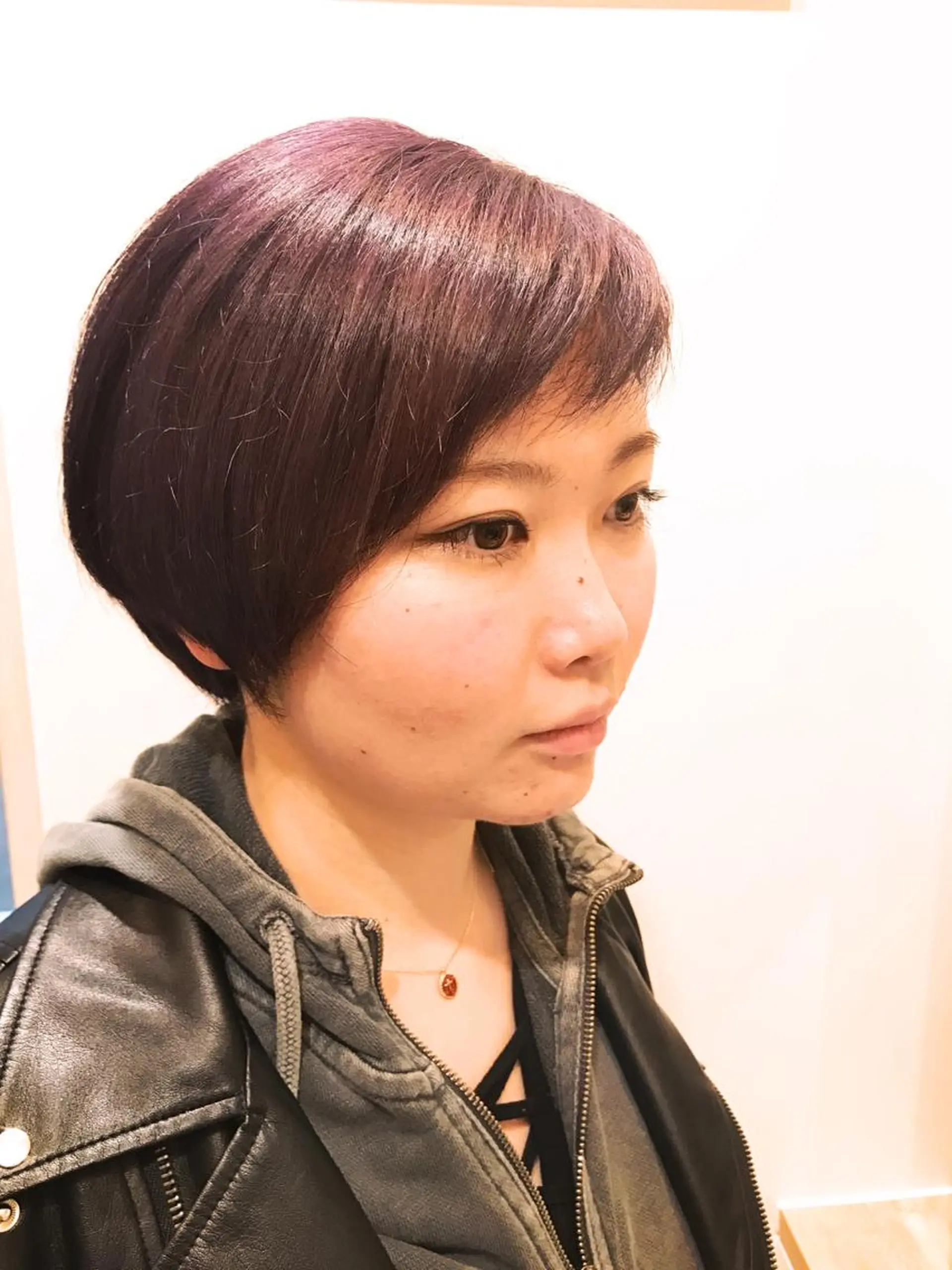 ショート パープルカラー 代表　清水稔也 オージュアソムリエのヘアスタイル