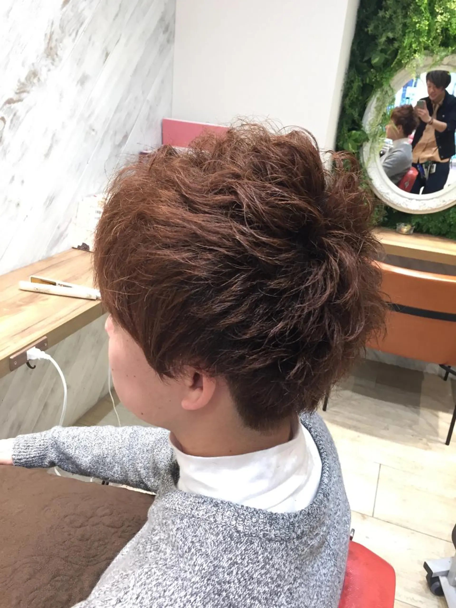 ショート カラー メンズ 吉岡 三四朗のヘアスタイル