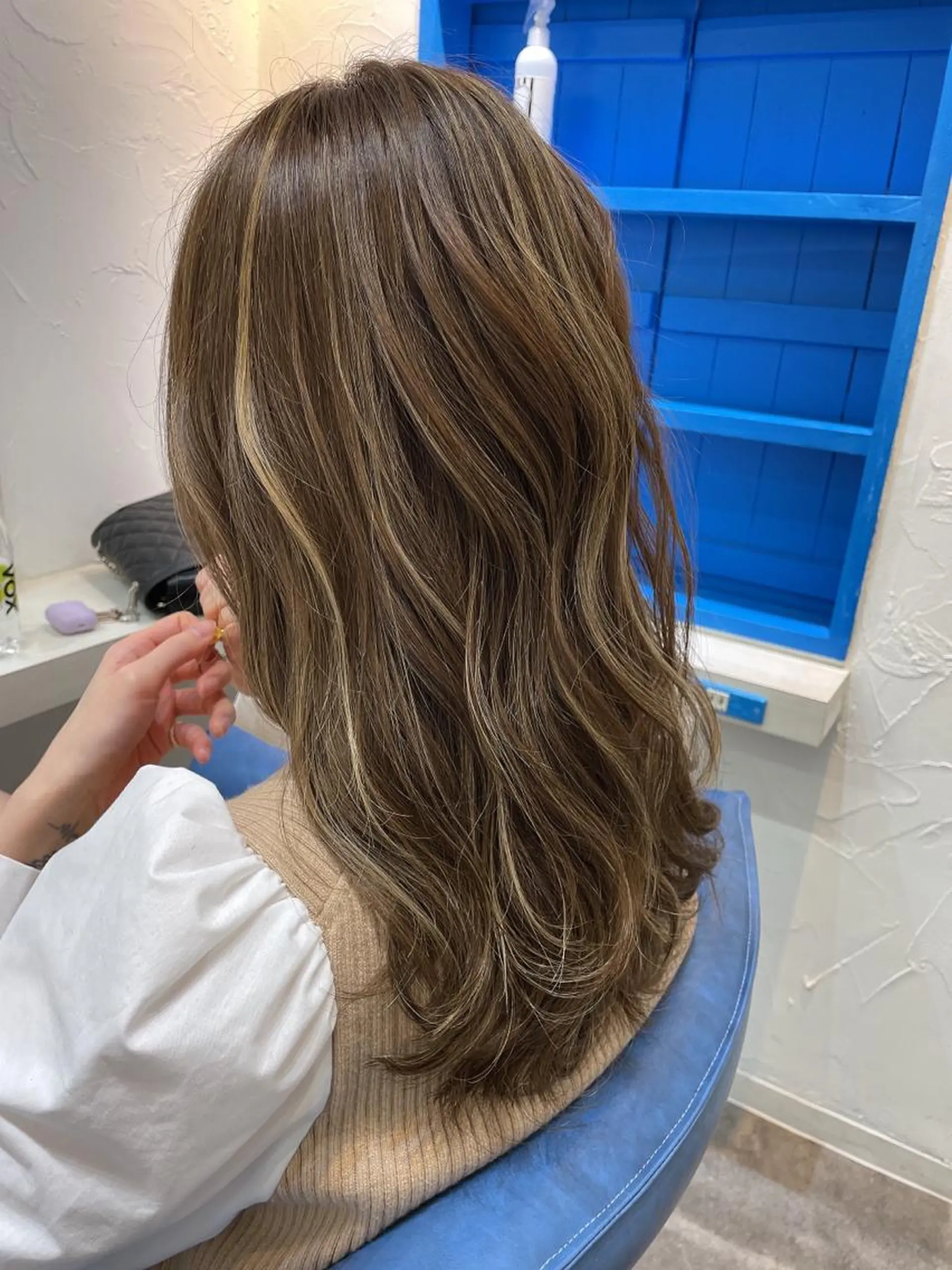 セミロング ハイライト カット ヘアカラー トリートメント 中目黒✂︎店長✂︎ TOMOHIROのヘアスタイル