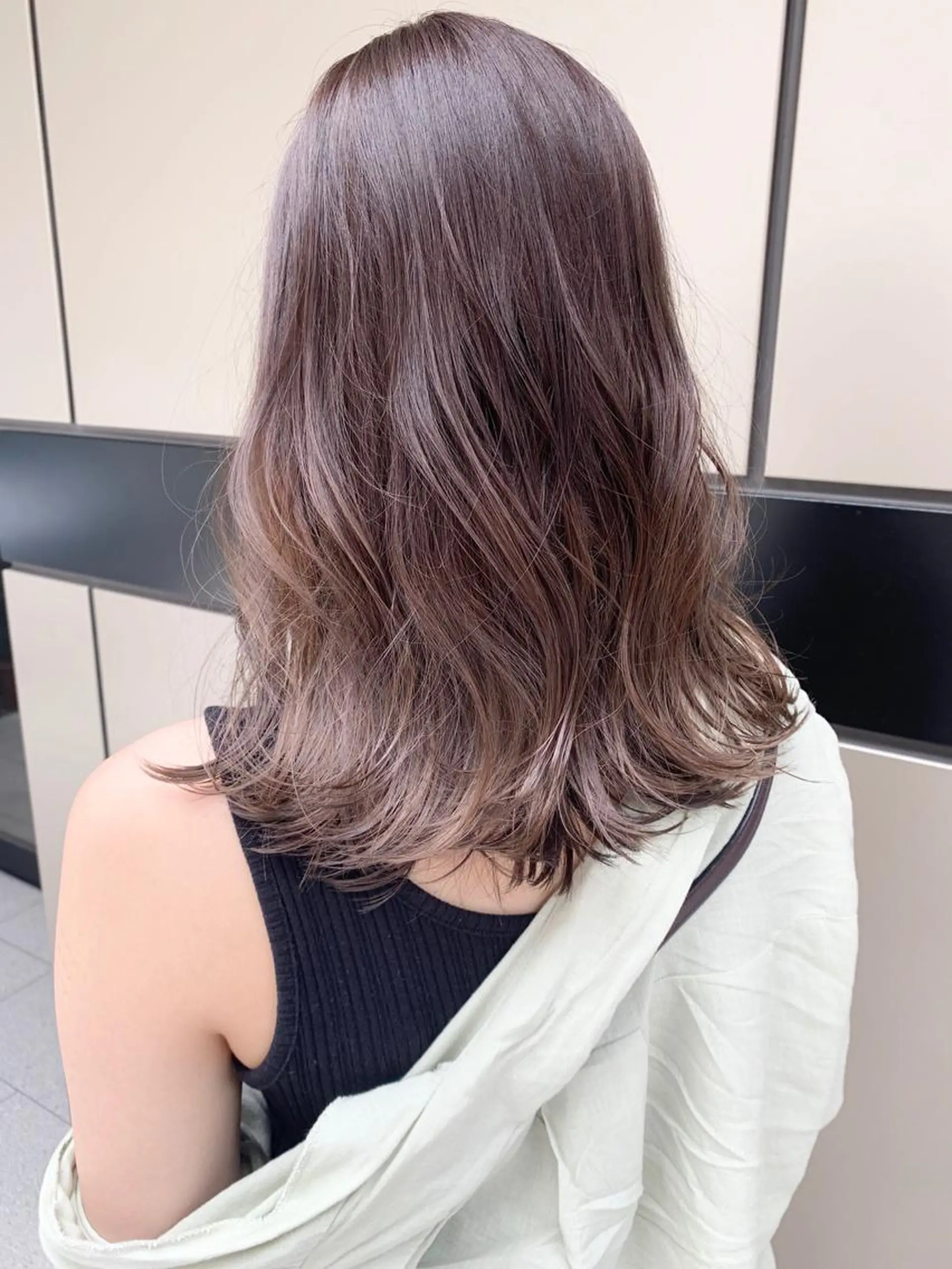 ミディアム カラー ブリーチ グレージュ ラベンダーカラー ラベンダーグレージュ ラベンダーグレー 💈平島 拓也💈のヘアスタイル