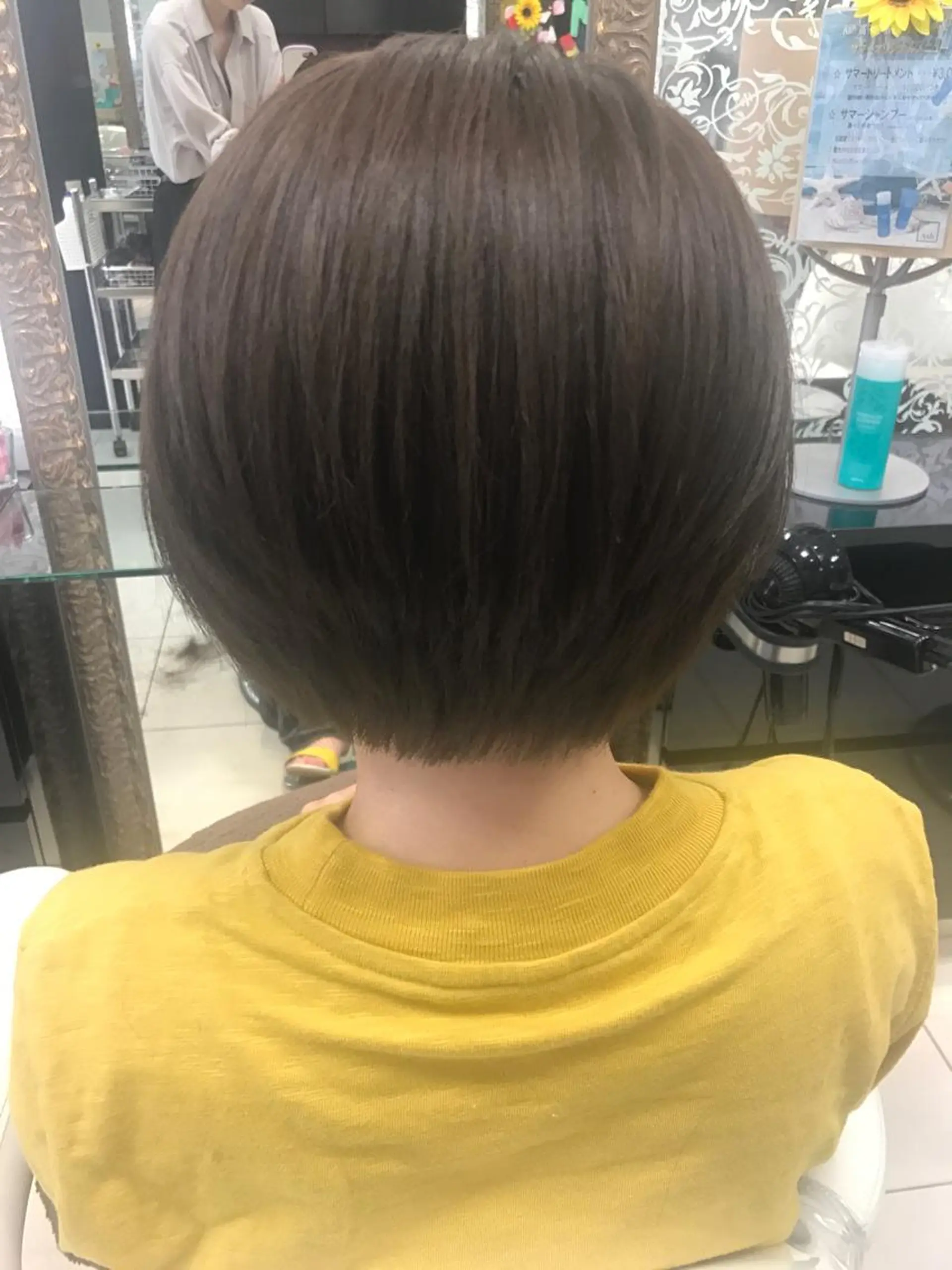 ショート 艶髪✨髪質改善カラー 楠本浩子のヘアスタイル