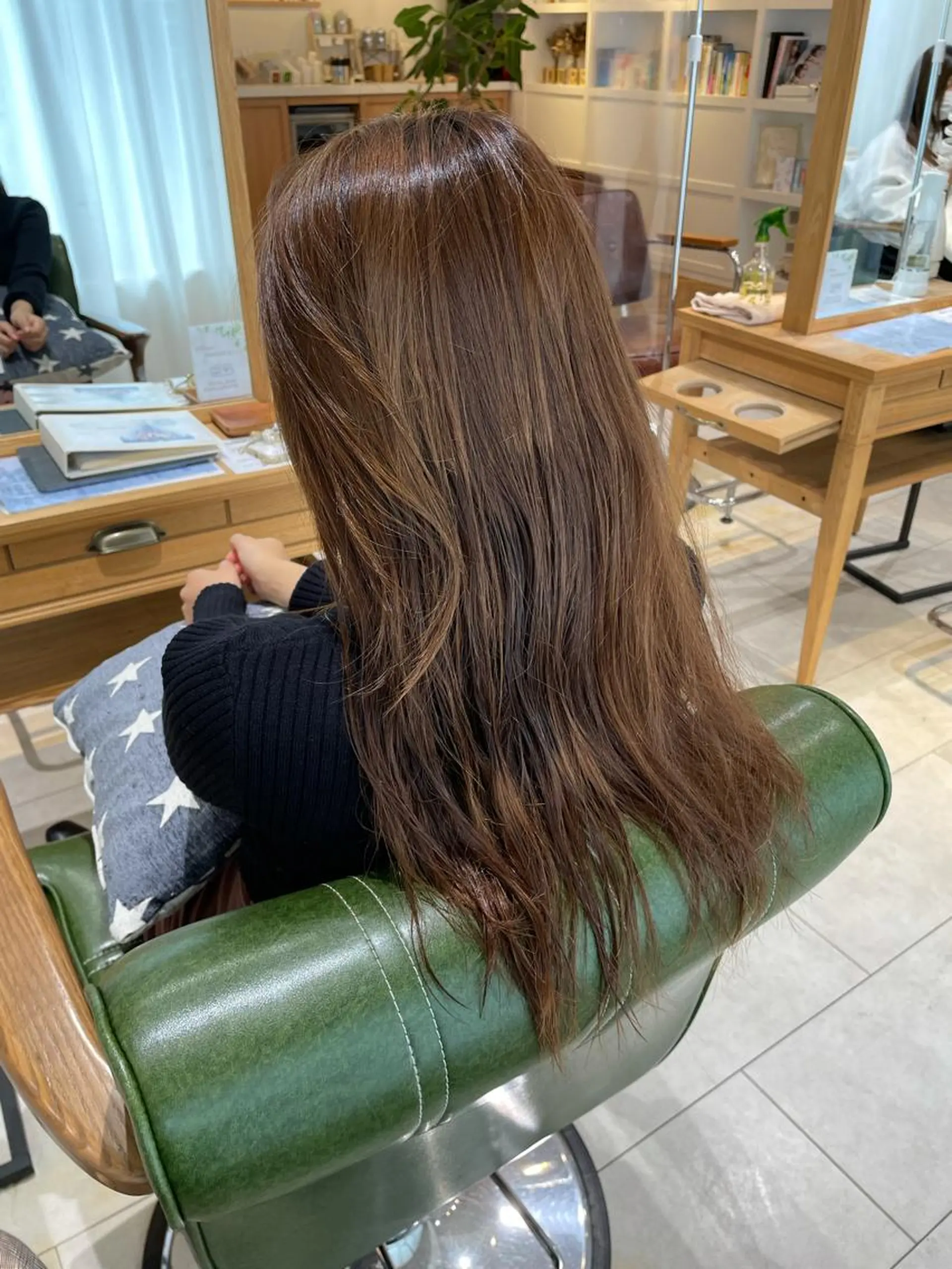ロング カラー 韓国風ヘア カット ヘアカラー トリートメント 過去一の柔髪ヘア 🌿IVYjoureのヘアスタイル