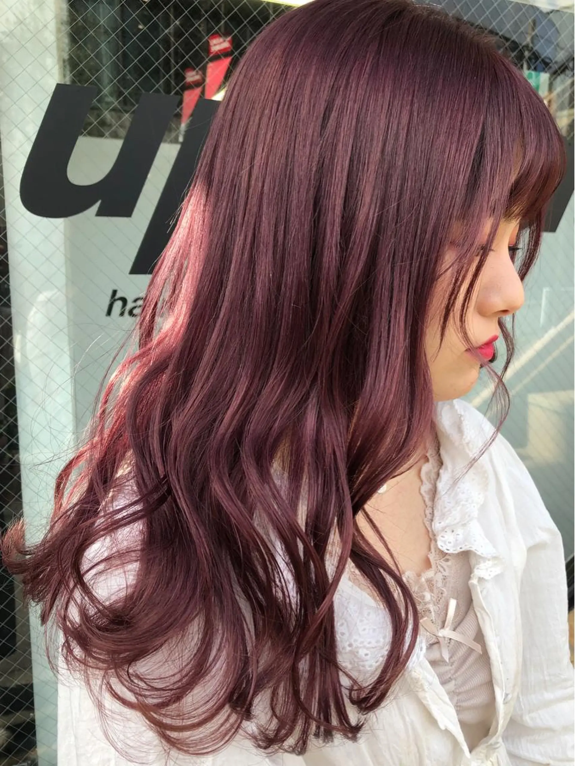 セミロング カラー パーマ ヘアアレンジ カット 八巻 晴香のヘアスタイル