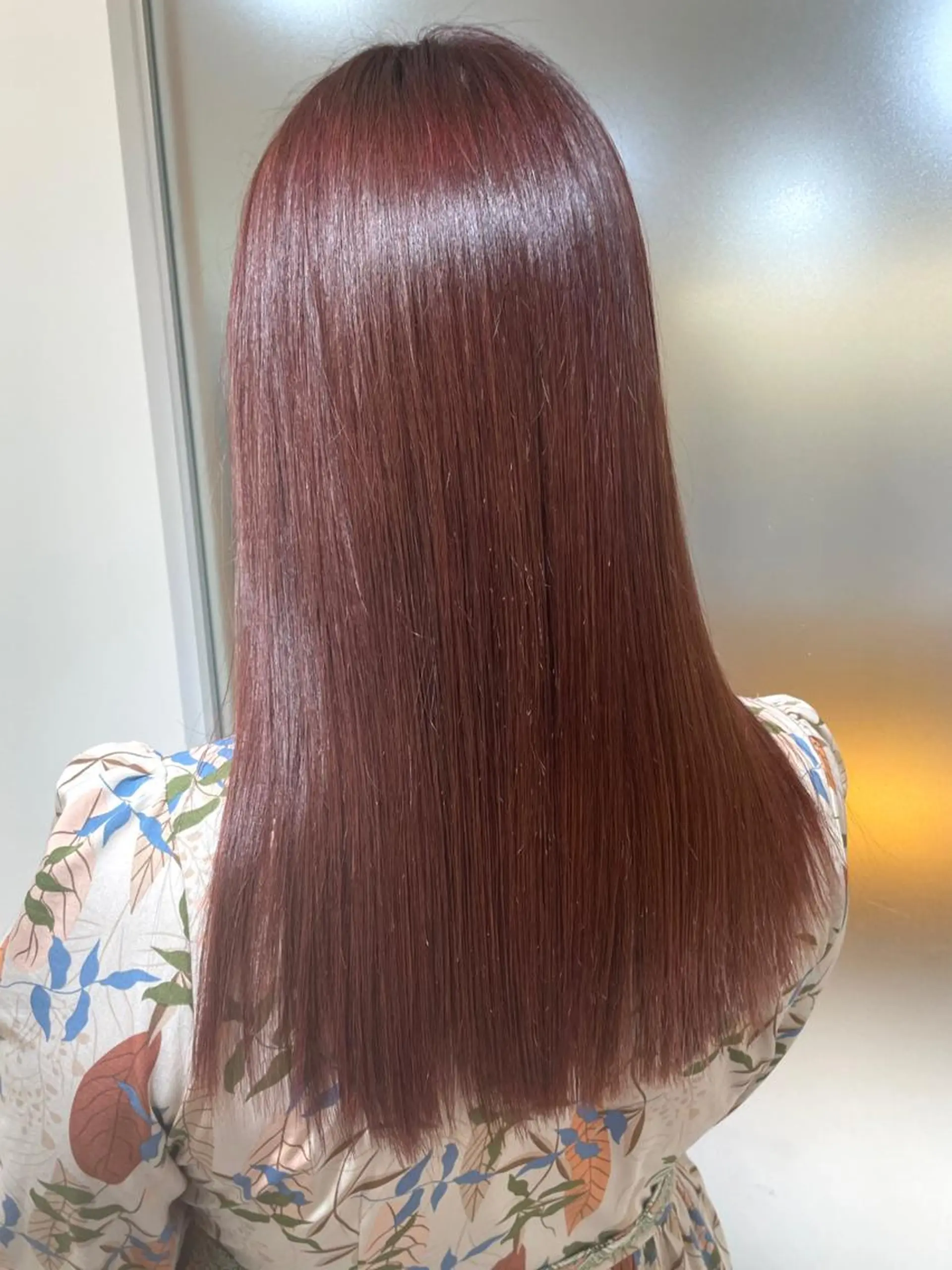セミロング カラー ヘアカラー 佐藤 梨里花 ❤︎のヘアスタイル