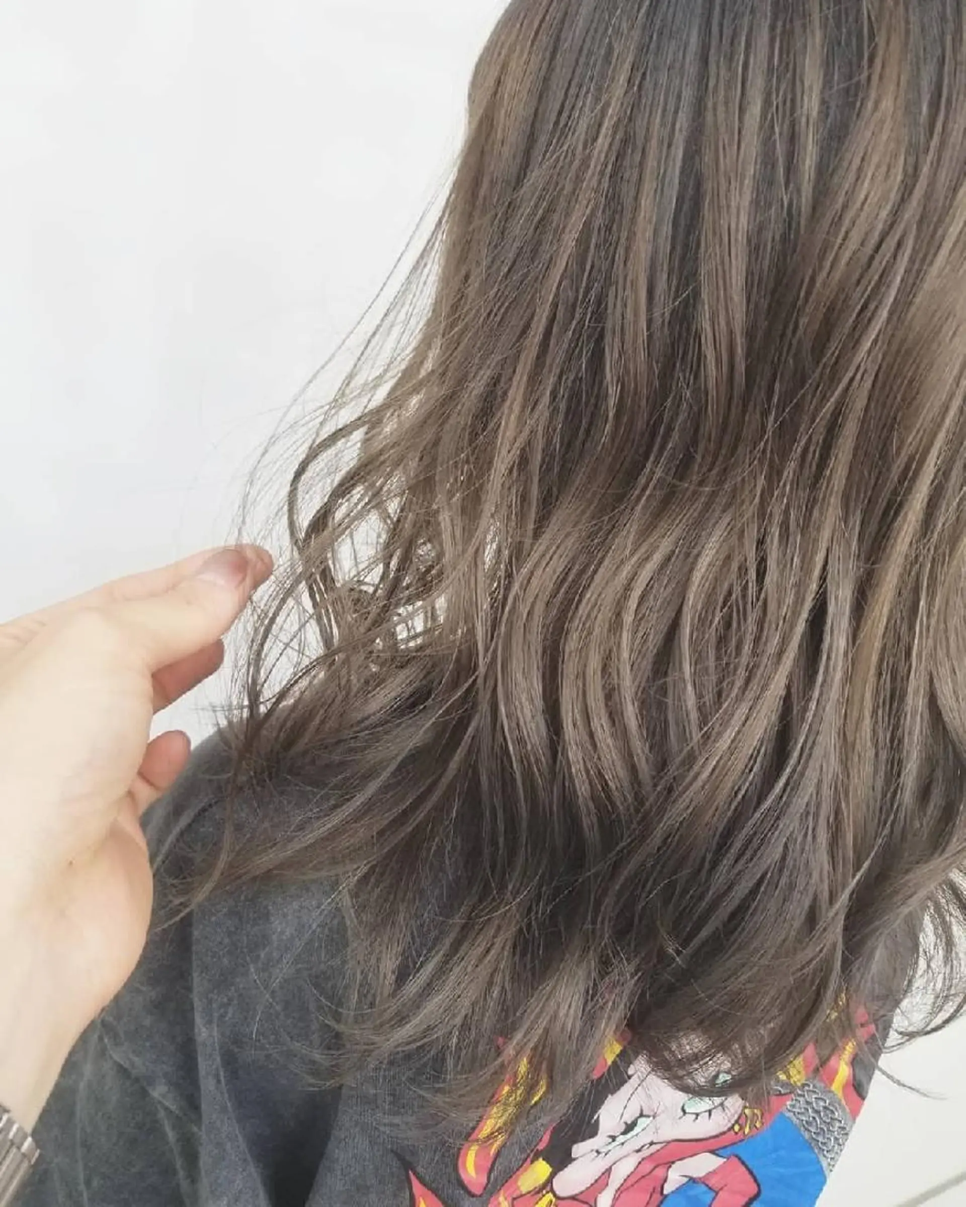 ミディアム カラー 501 HAIR studio所属・22時迄営業サロン⭐ YASUHIRO🌿の眉毛・アイブロウイメージ