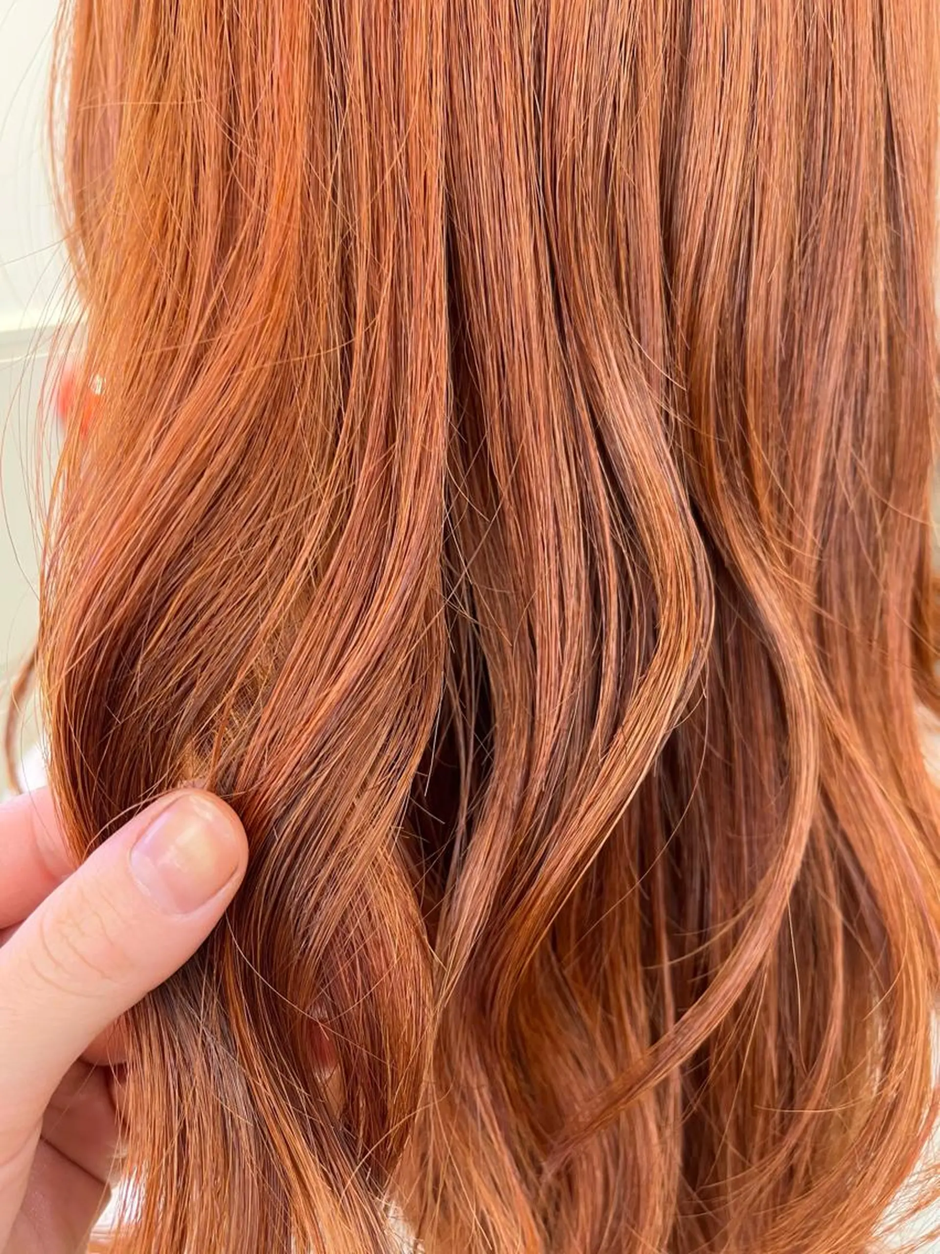 セミロング カラー ﾚｲﾔｰ/ﾊｲﾄｰﾝ ೀユイ🌙のヘアスタイル