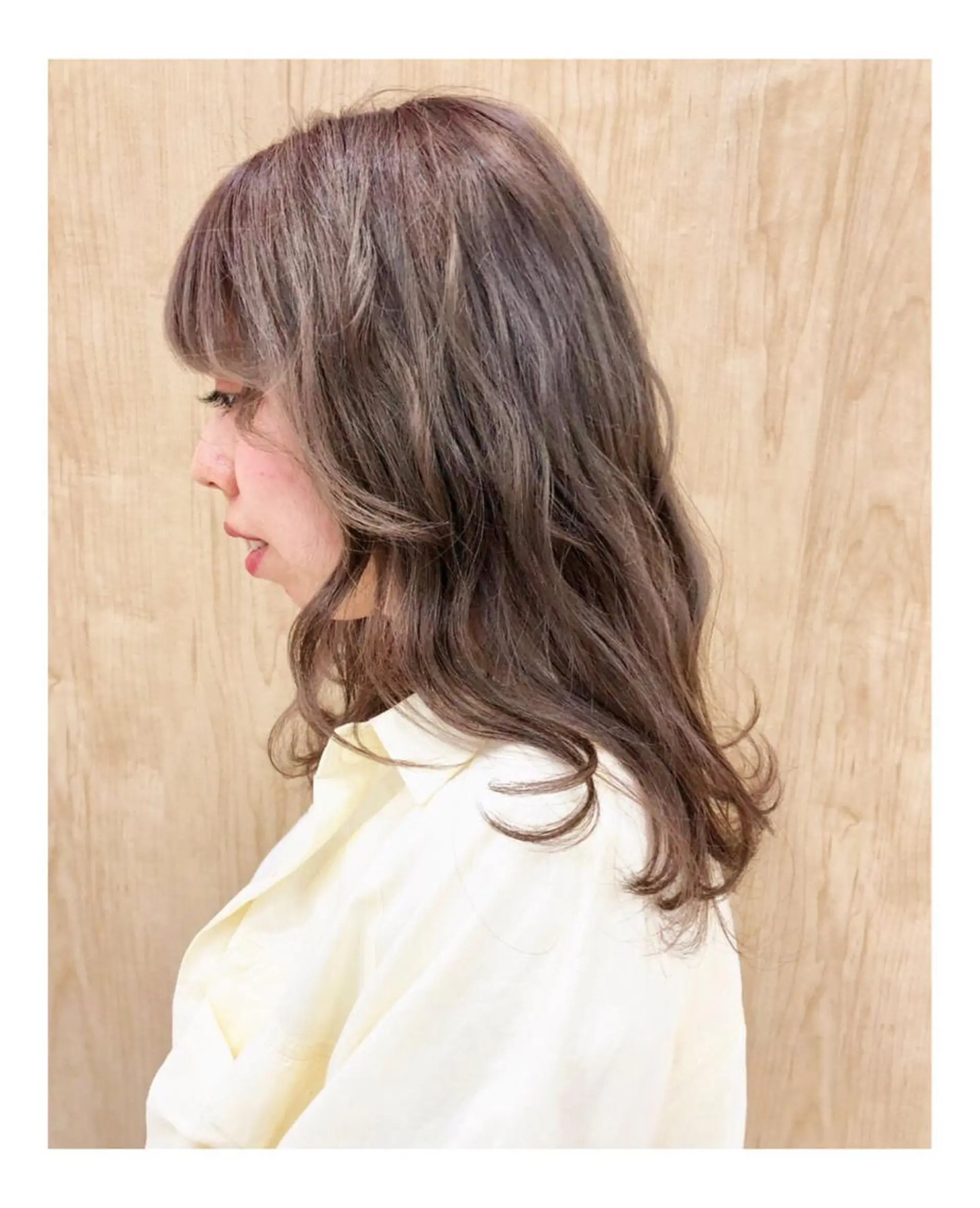 ミディアム カラー グレージュ ラベンダーカラー ピンクカラー ピンクラベンダー カット ヘアカラー パーマ 岩田 萌那のヘアスタイル